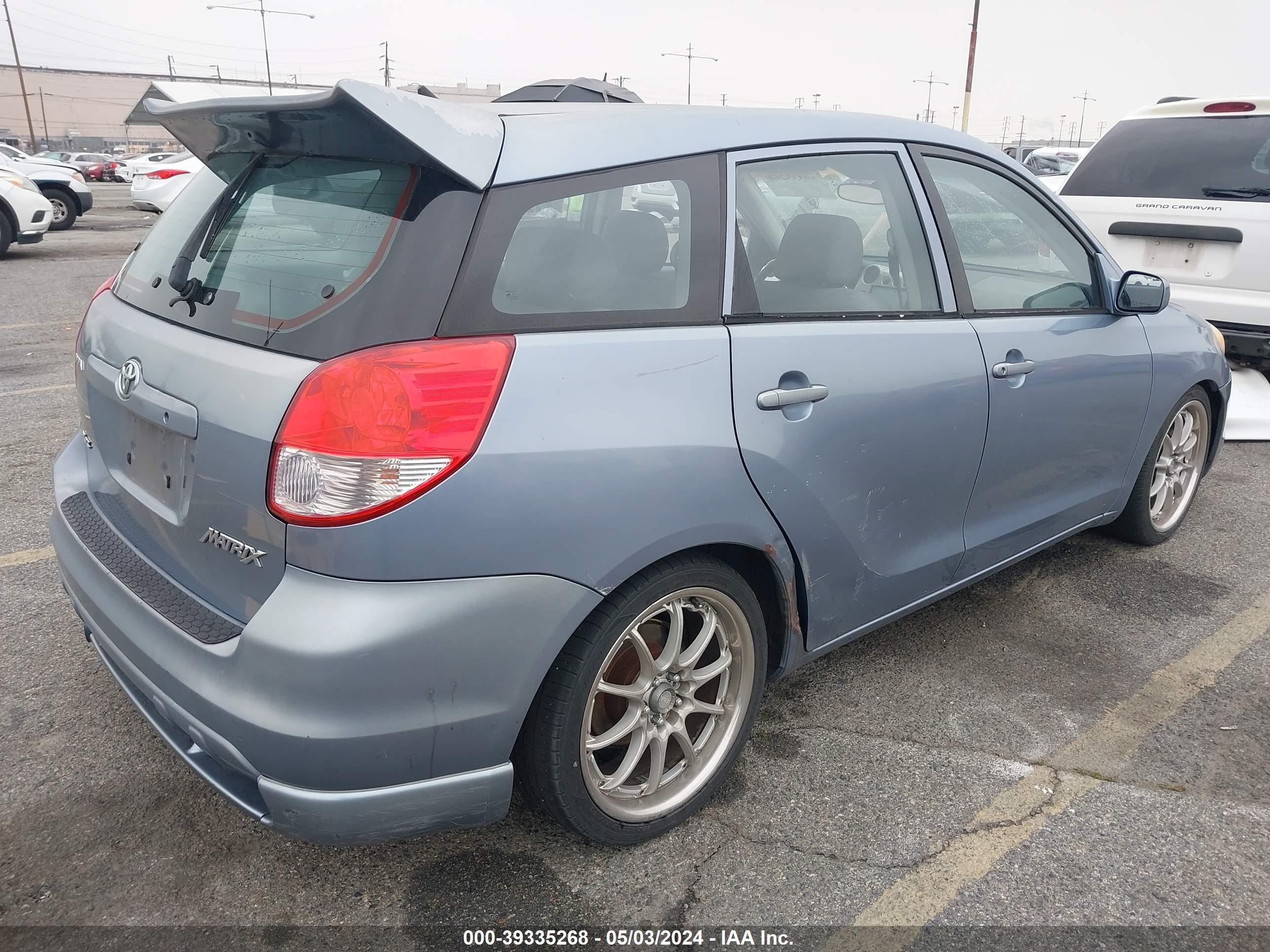 Photo 3 VIN: 2T1KY32E83C061358 - TOYOTA MATRIX 