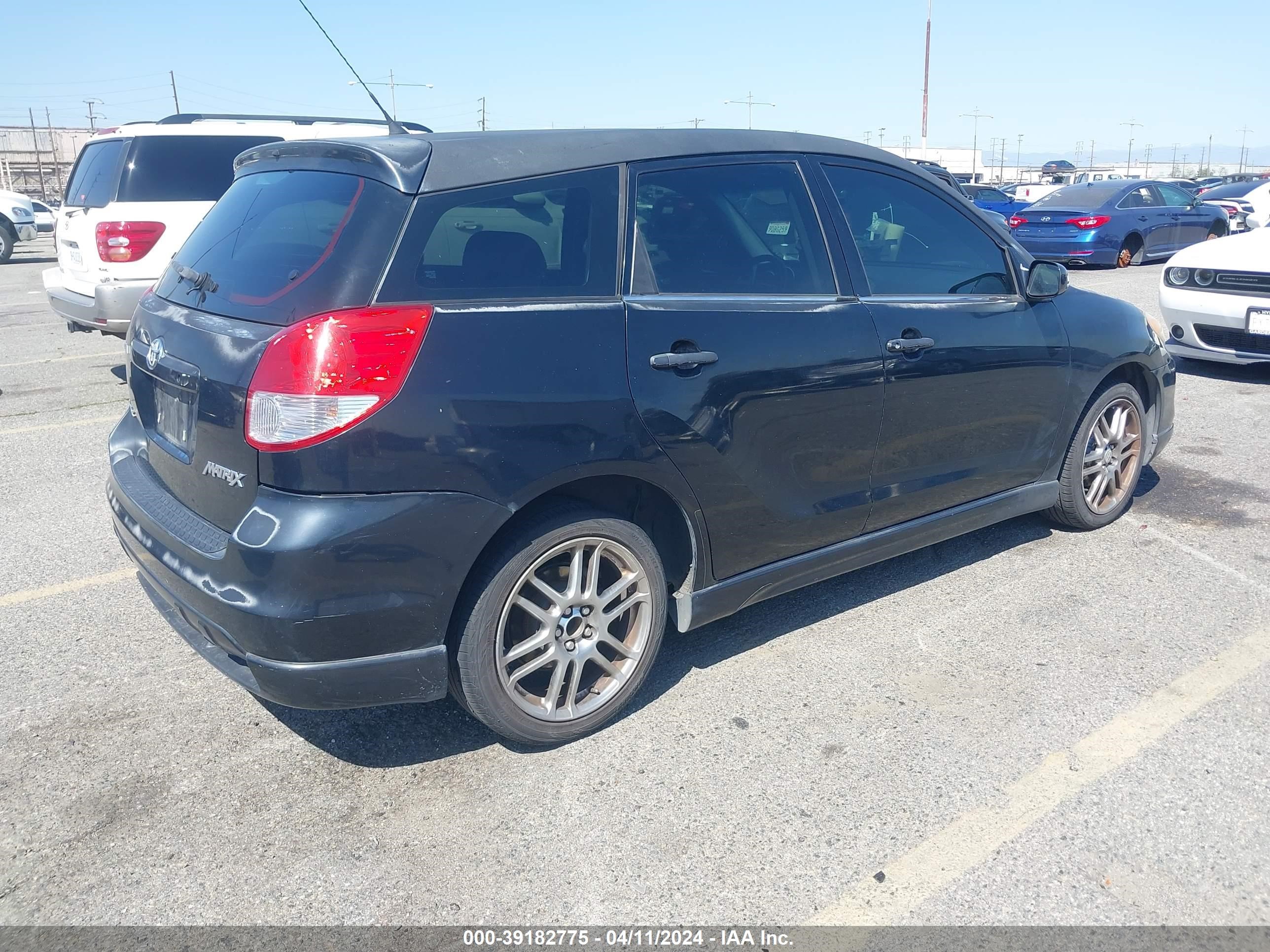 Photo 3 VIN: 2T1KY32E85C444946 - TOYOTA MATRIX 