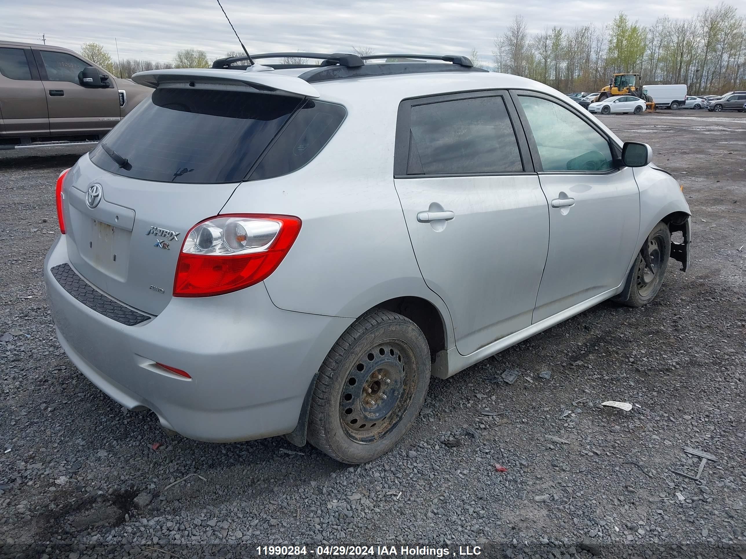 Photo 3 VIN: 2T1LE40E19C003574 - TOYOTA MATRIX 