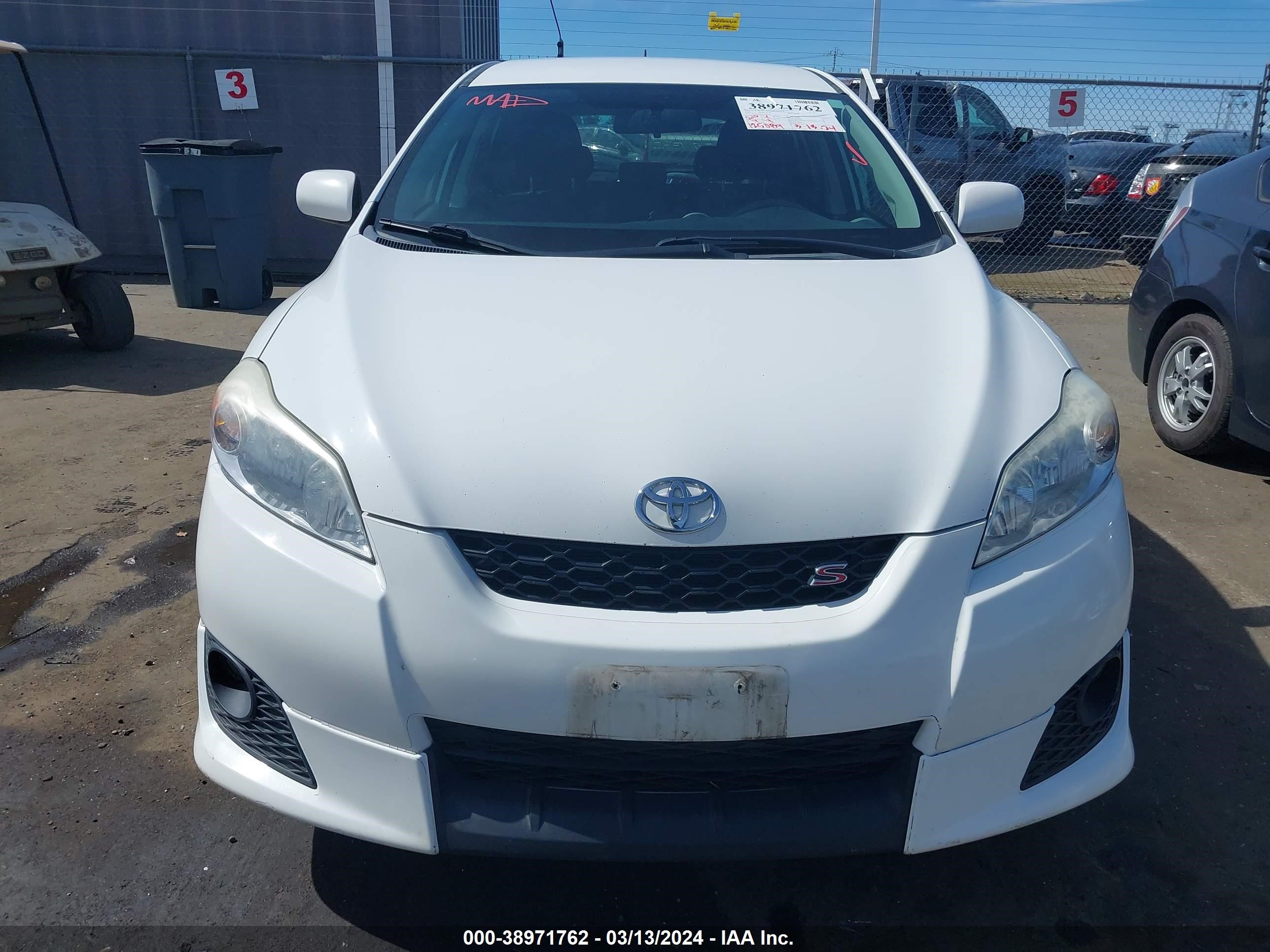 Photo 12 VIN: 2T1LE40E19C006037 - TOYOTA MATRIX 