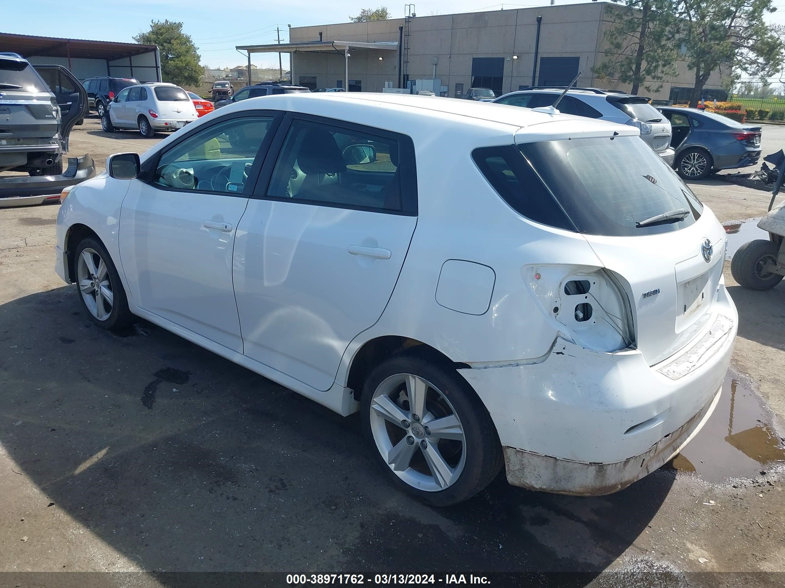 Photo 2 VIN: 2T1LE40E19C006037 - TOYOTA MATRIX 