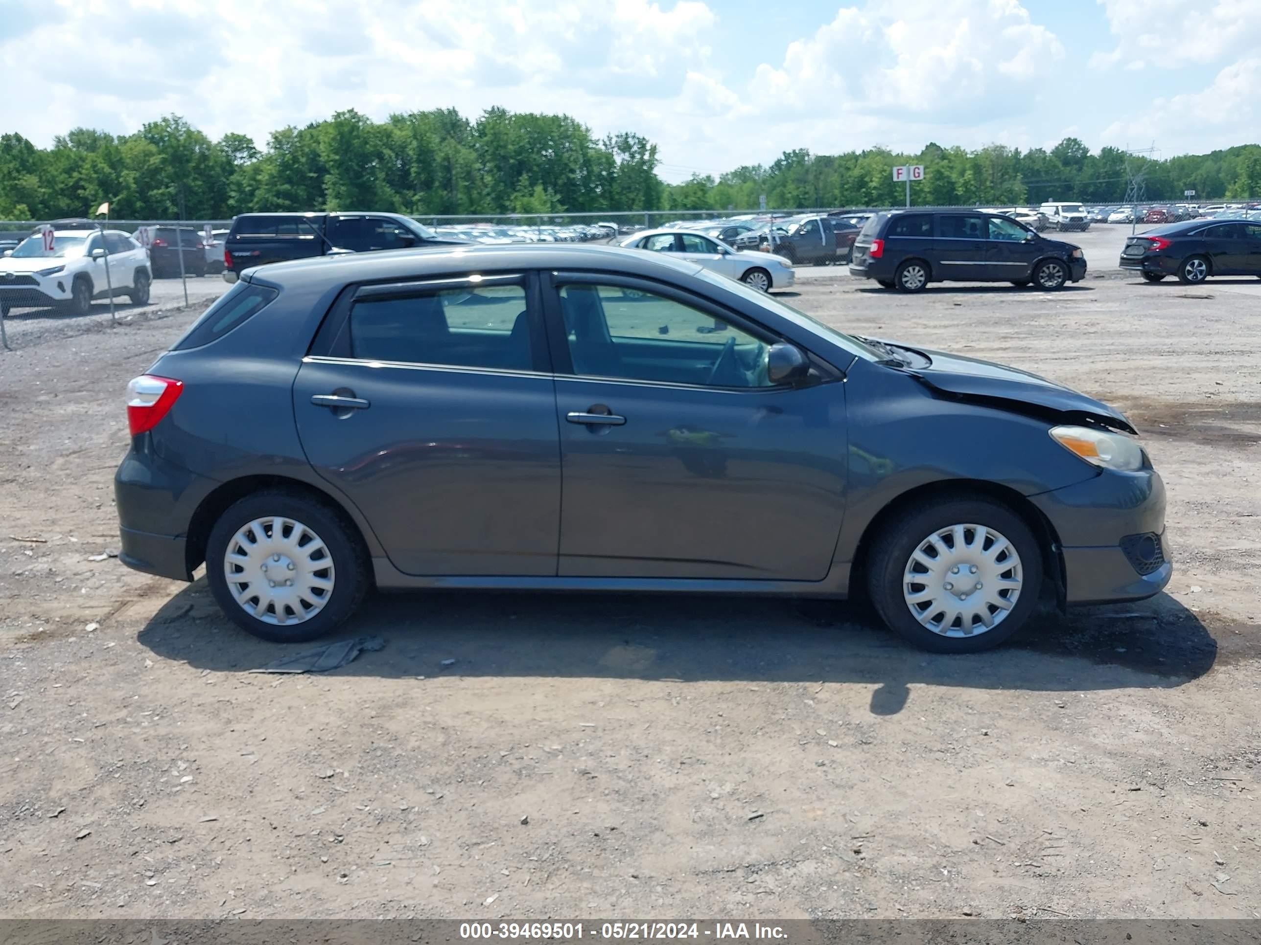 Photo 12 VIN: 2T1LE40E29C010243 - TOYOTA MATRIX 