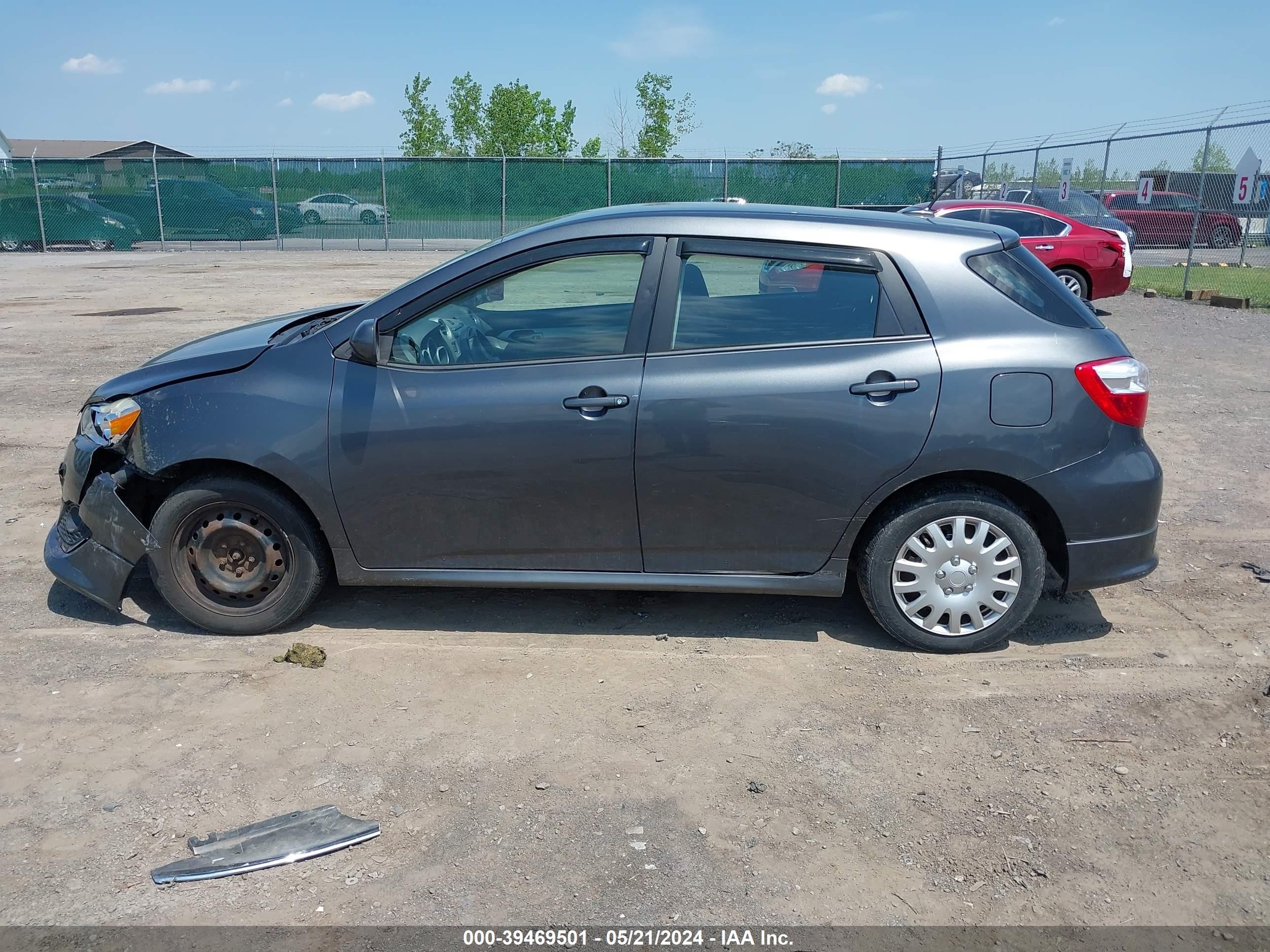 Photo 13 VIN: 2T1LE40E29C010243 - TOYOTA MATRIX 