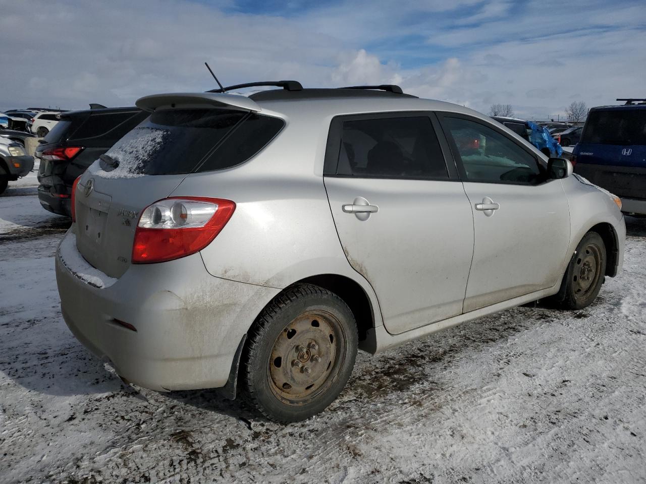 Photo 2 VIN: 2T1LE40E49C003763 - TOYOTA MATRIX 