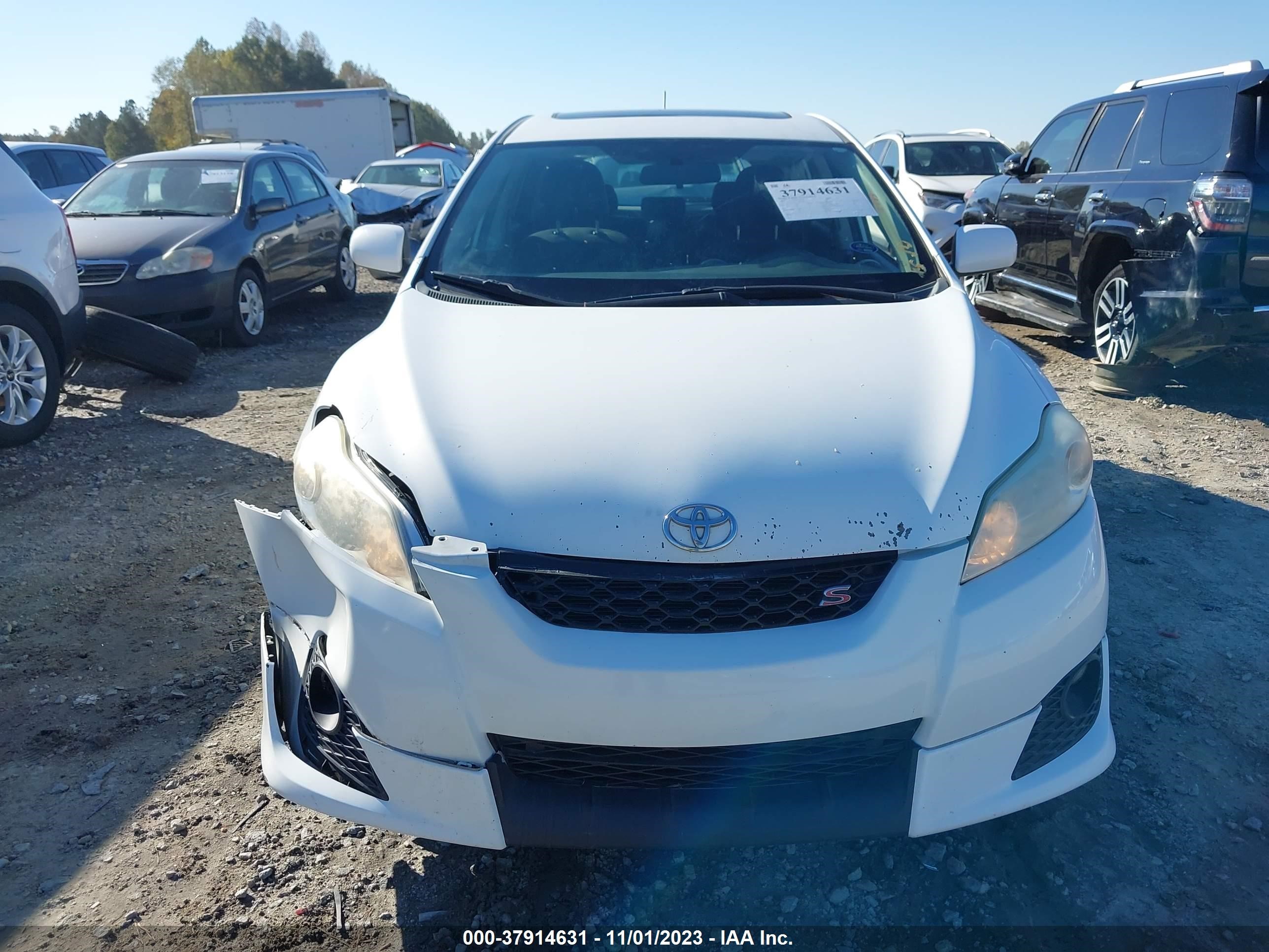 Photo 11 VIN: 2T1LE40E59C003965 - TOYOTA MATRIX 