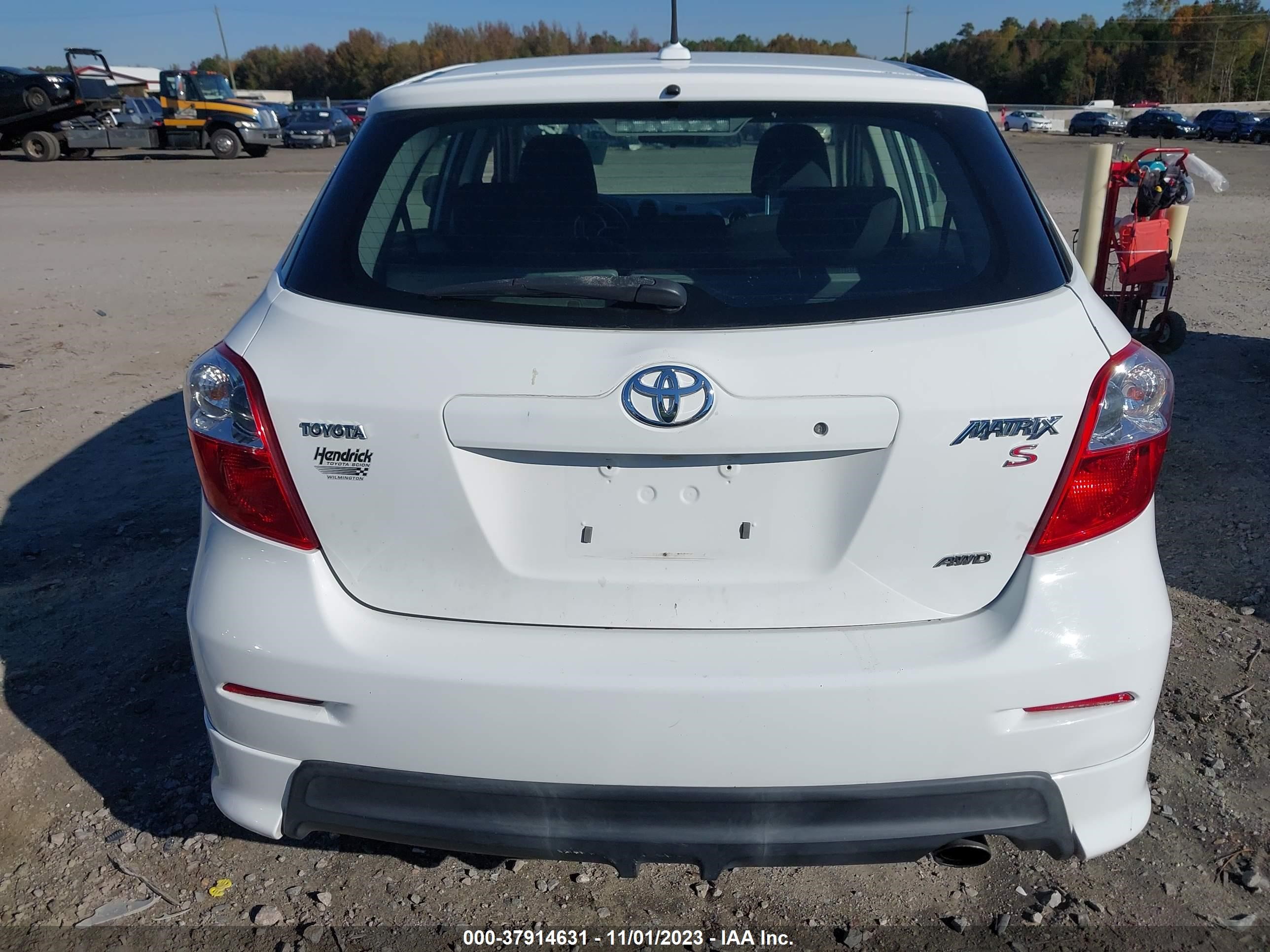 Photo 15 VIN: 2T1LE40E59C003965 - TOYOTA MATRIX 