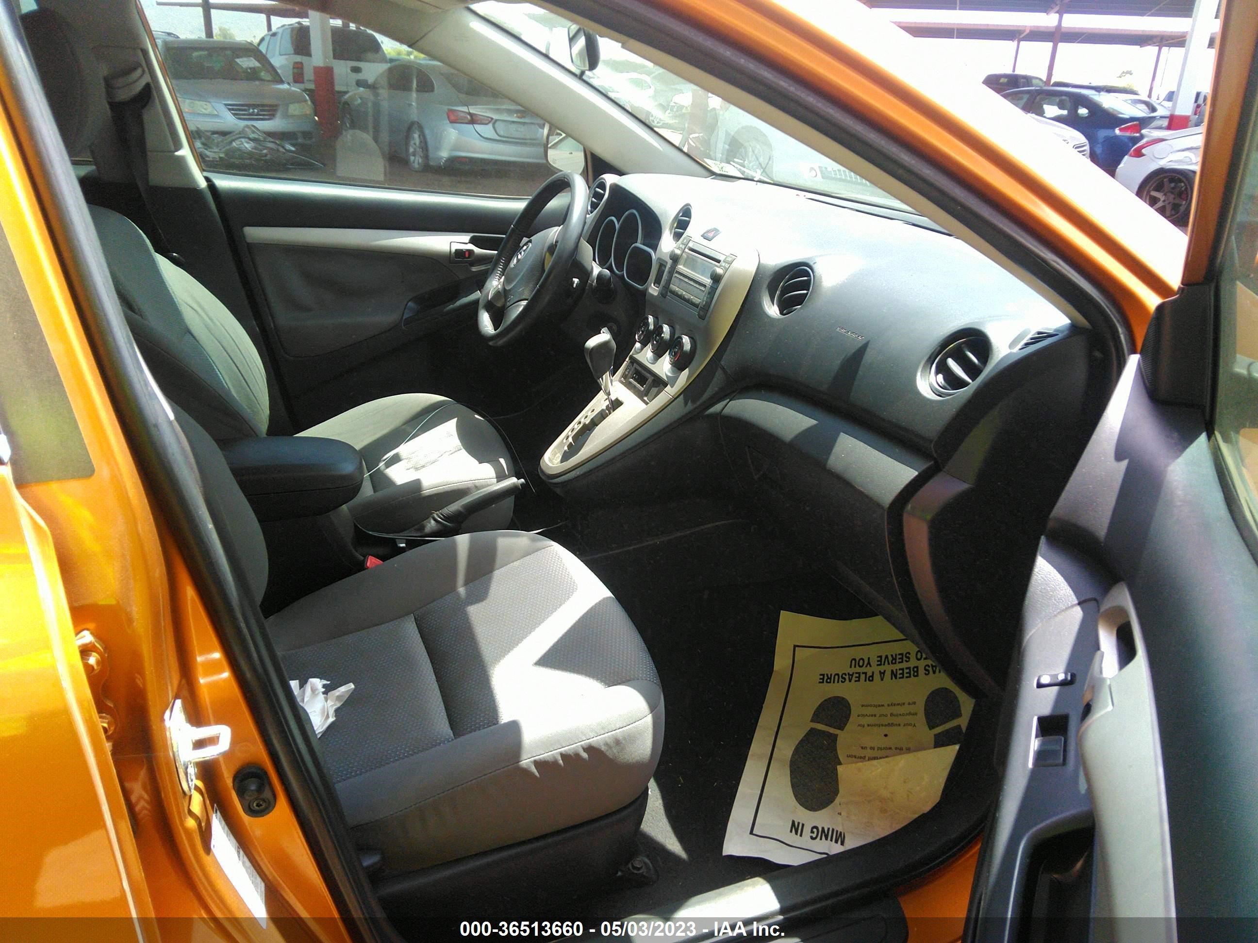 Photo 4 VIN: 2T1LE40E69C005921 - TOYOTA MATRIX 