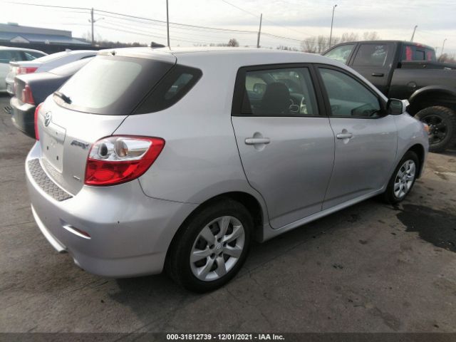 Photo 3 VIN: 2T1LE4EE9BC020301 - TOYOTA MATRIX 