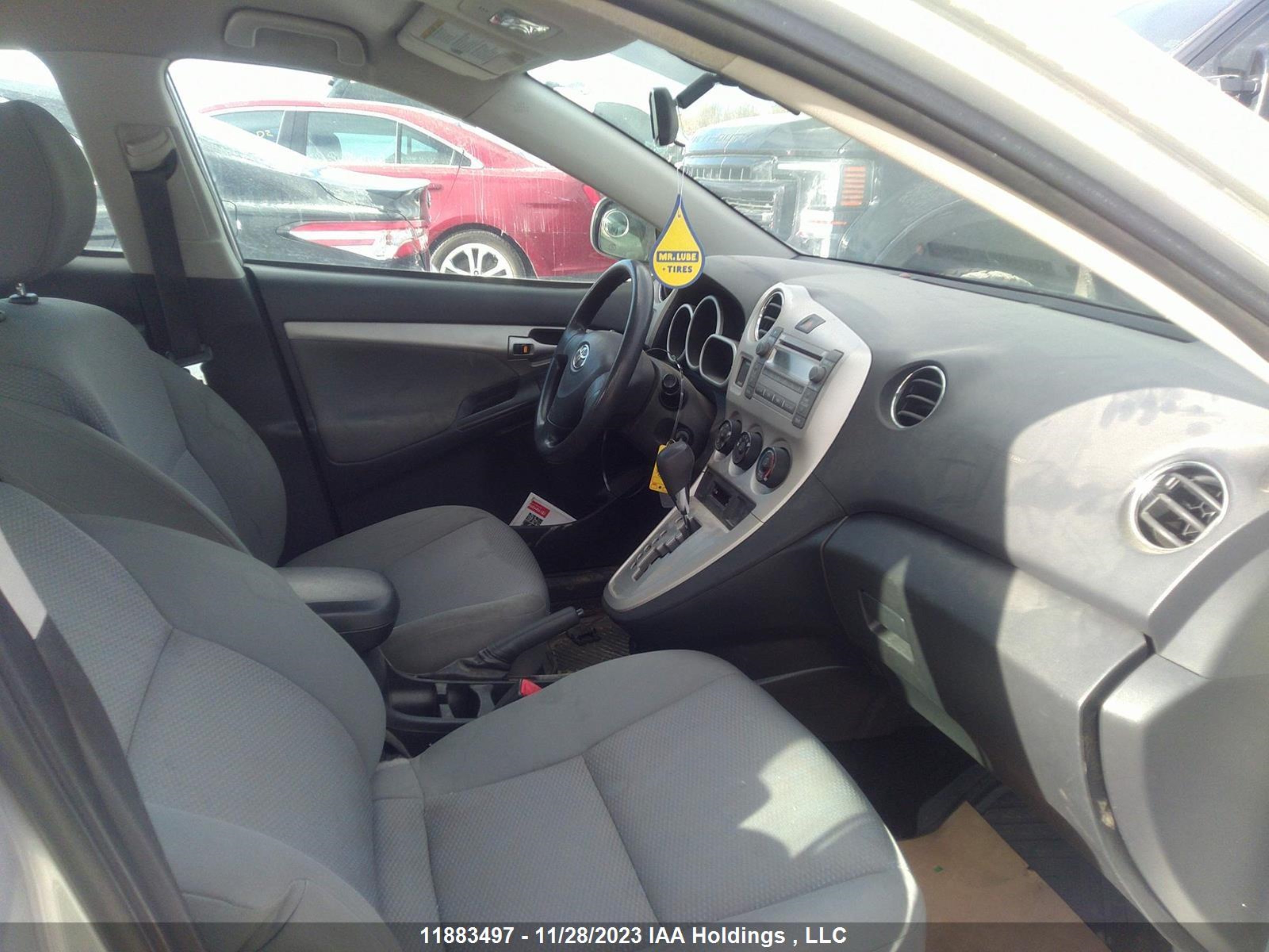 Photo 4 VIN: 2T1LE4EEXAC014814 - TOYOTA MATRIX 