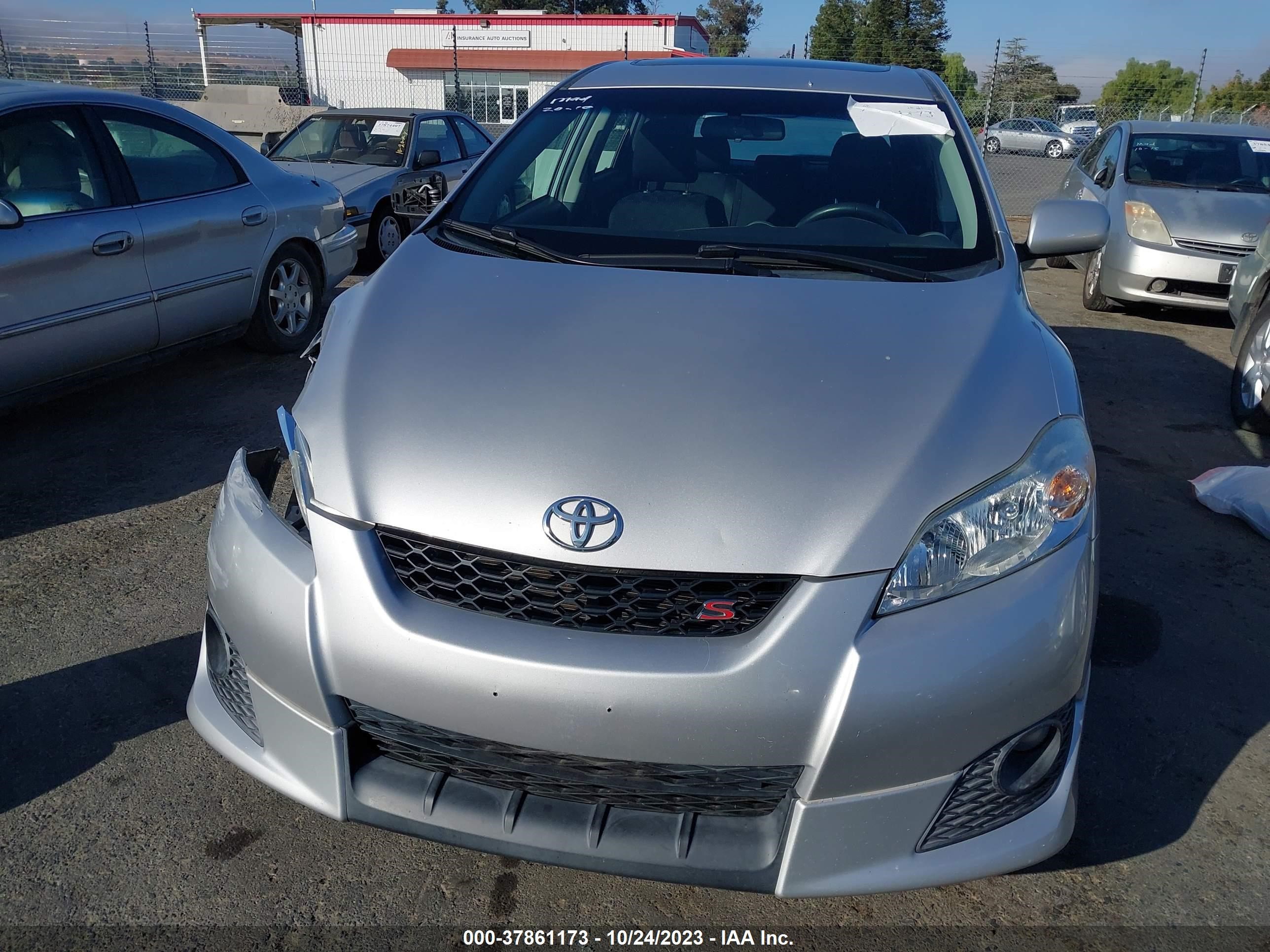 Photo 11 VIN: 2T1LE4EEXAC016885 - TOYOTA MATRIX 