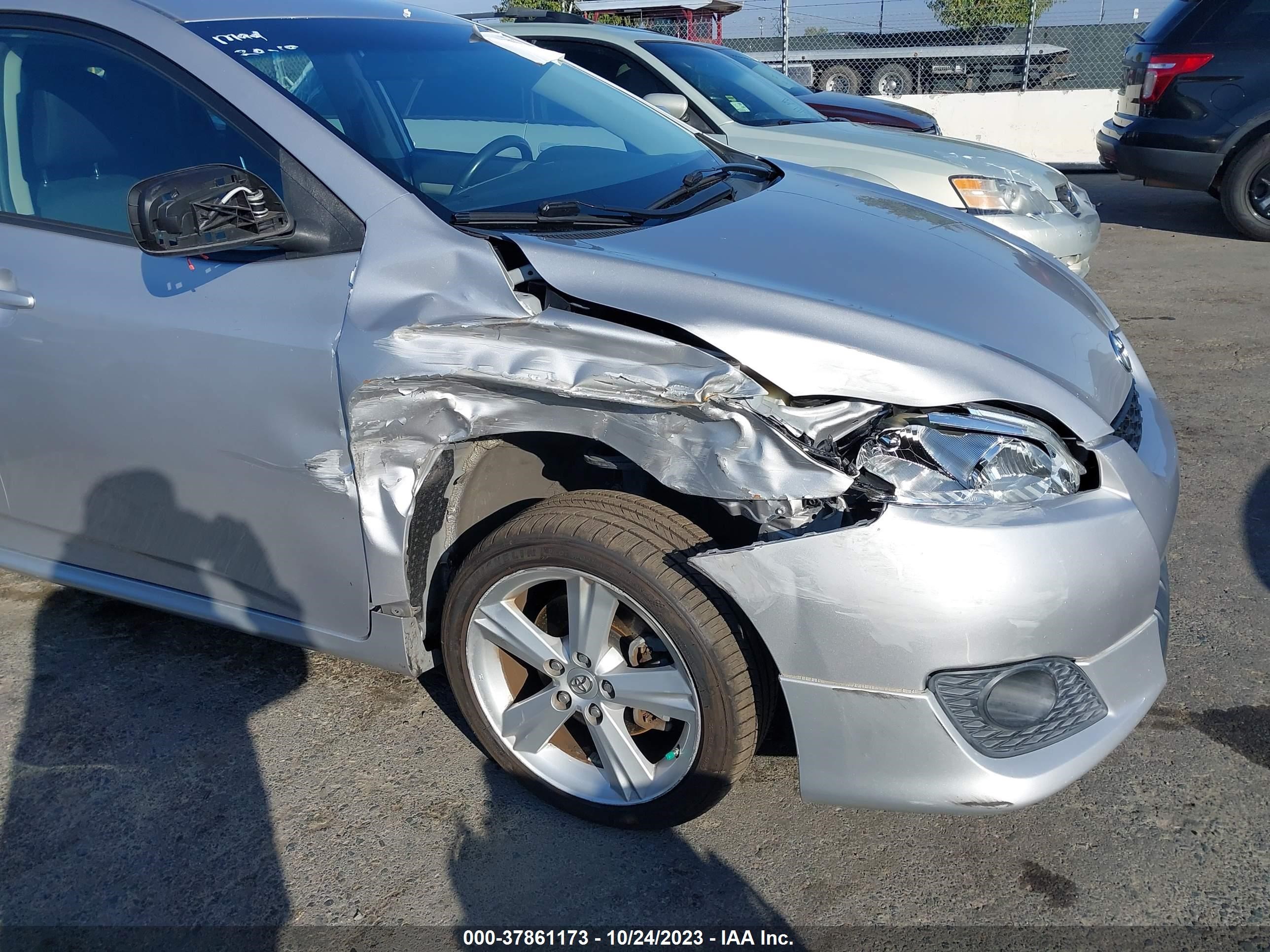 Photo 5 VIN: 2T1LE4EEXAC016885 - TOYOTA MATRIX 