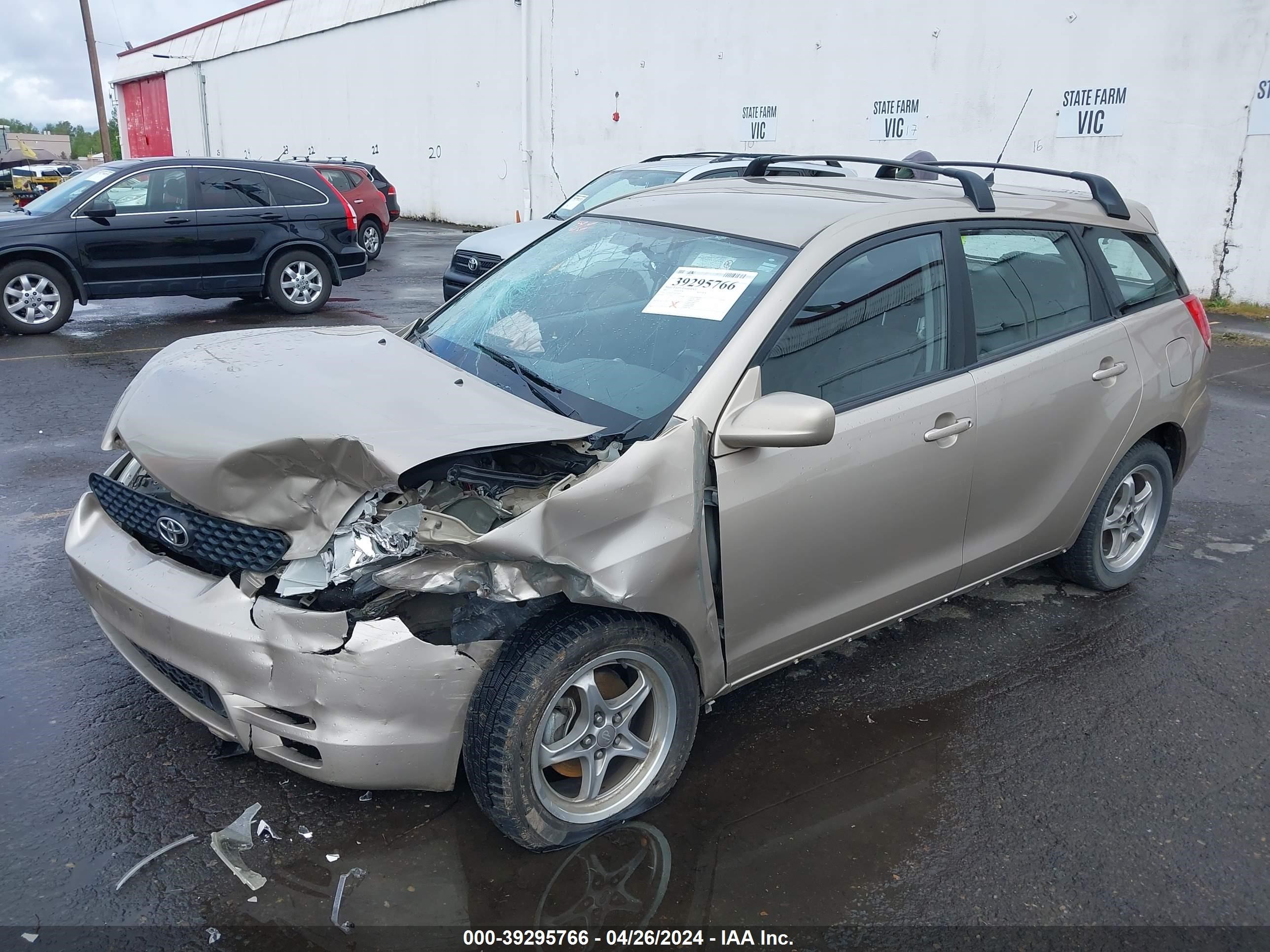 Photo 1 VIN: 2T1LR32E33C126893 - TOYOTA MATRIX 