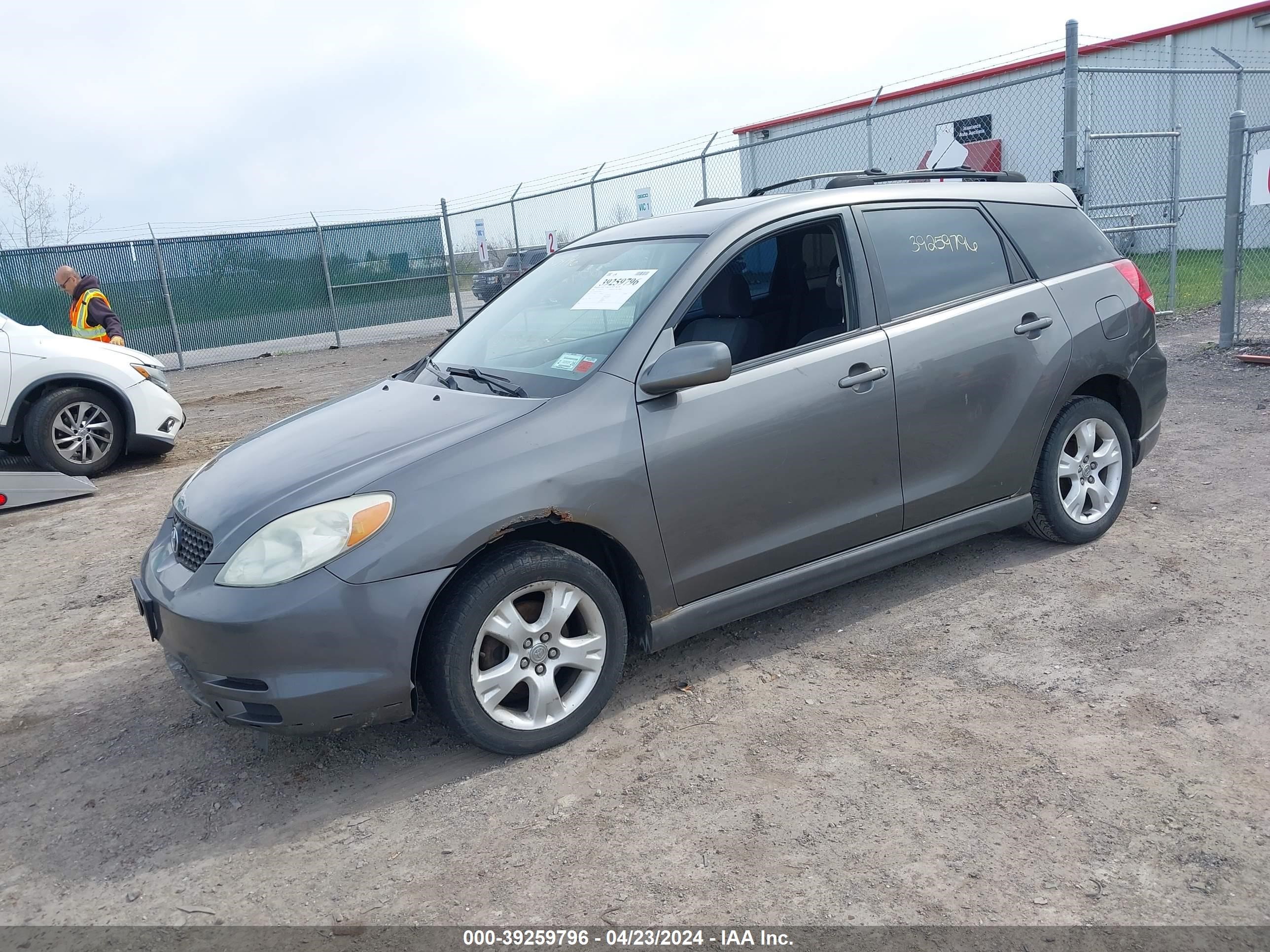 Photo 1 VIN: 2T1LR32E34C254164 - TOYOTA MATRIX 