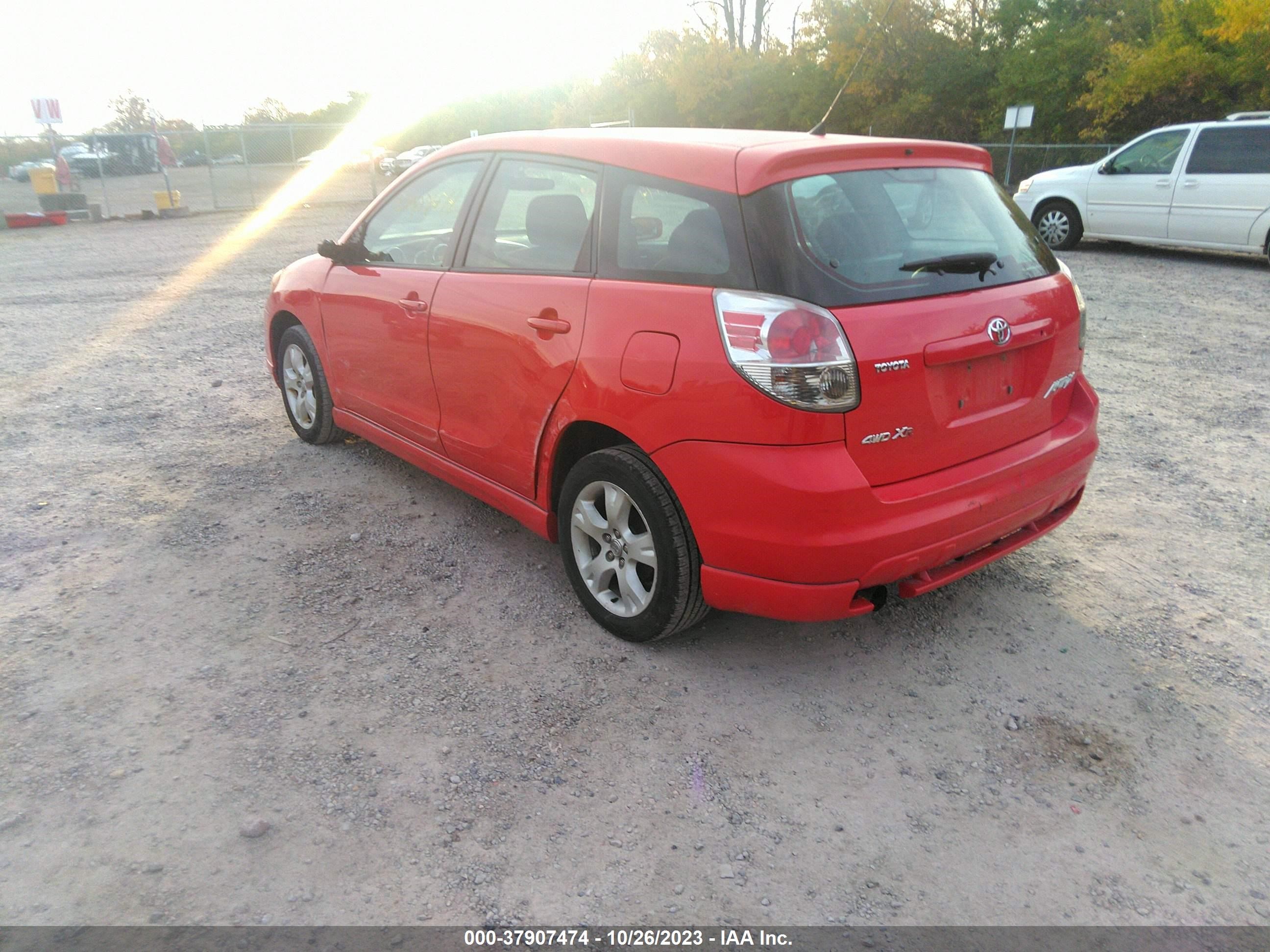 Photo 2 VIN: 2T1LR32E35C470047 - TOYOTA MATRIX 