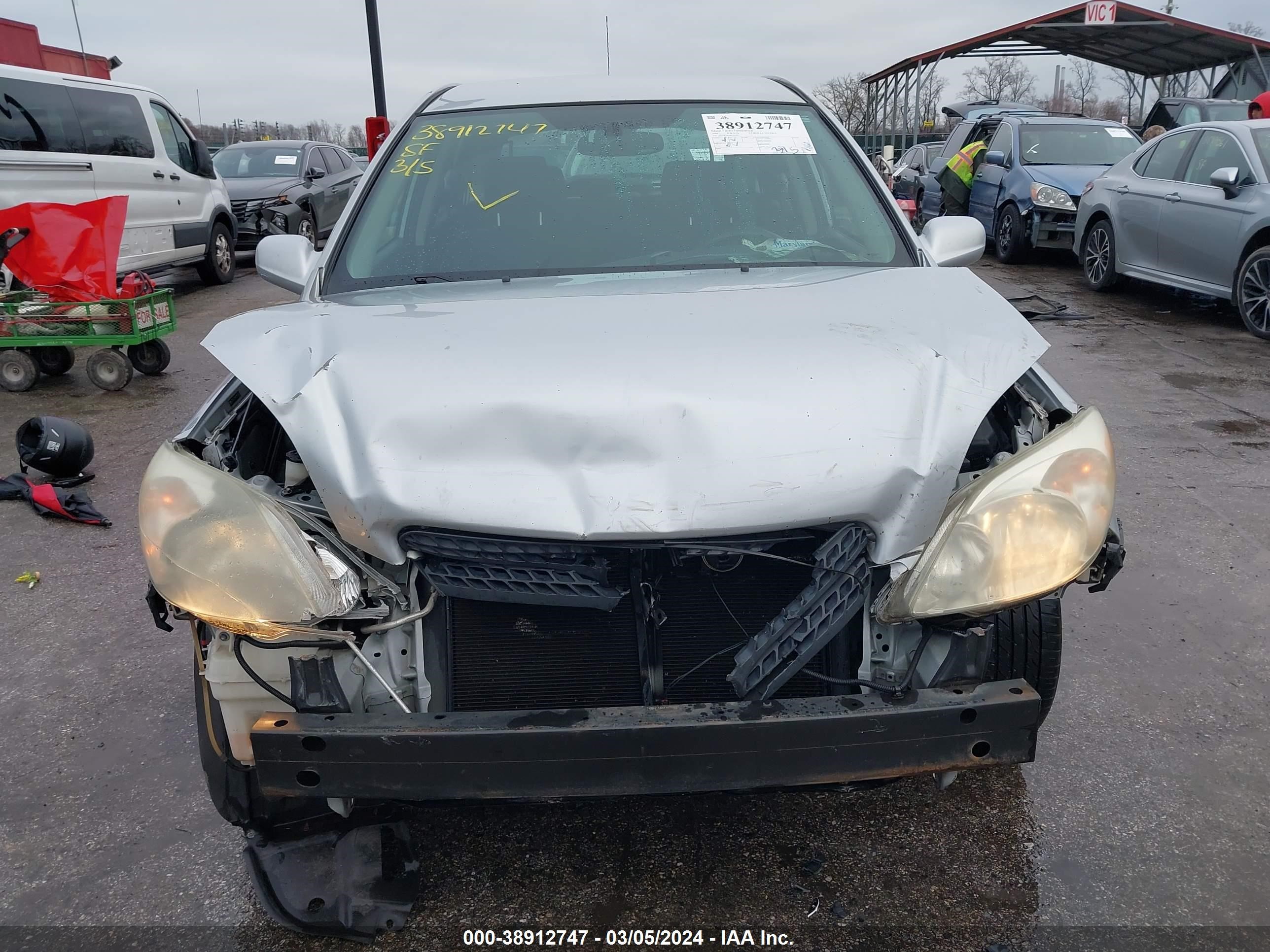 Photo 12 VIN: 2T1LR32E46C551527 - TOYOTA MATRIX 