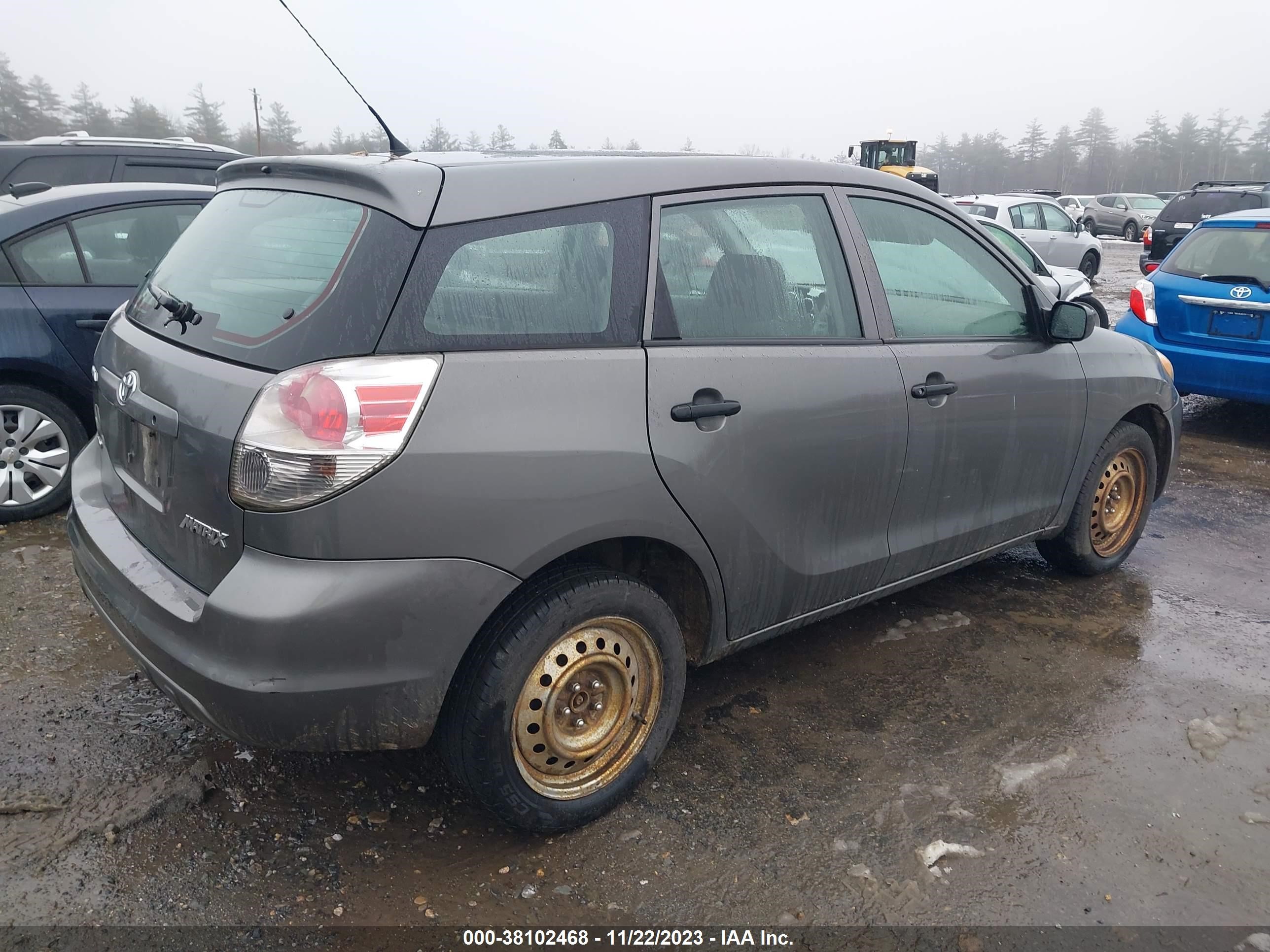 Photo 3 VIN: 2T1LR32E56C558826 - TOYOTA MATRIX 