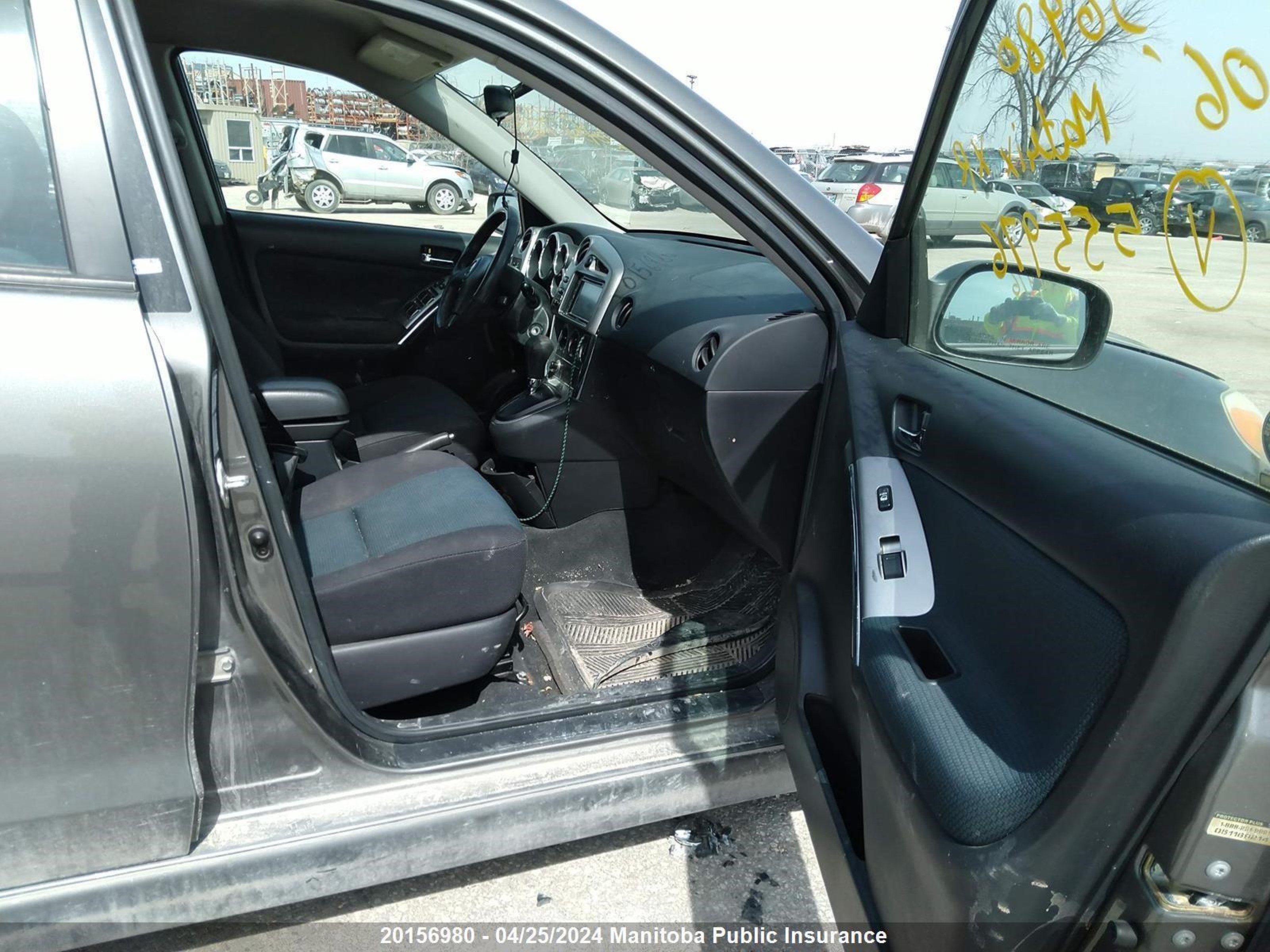 Photo 4 VIN: 2T1LR32E96C555976 - TOYOTA MATRIX 