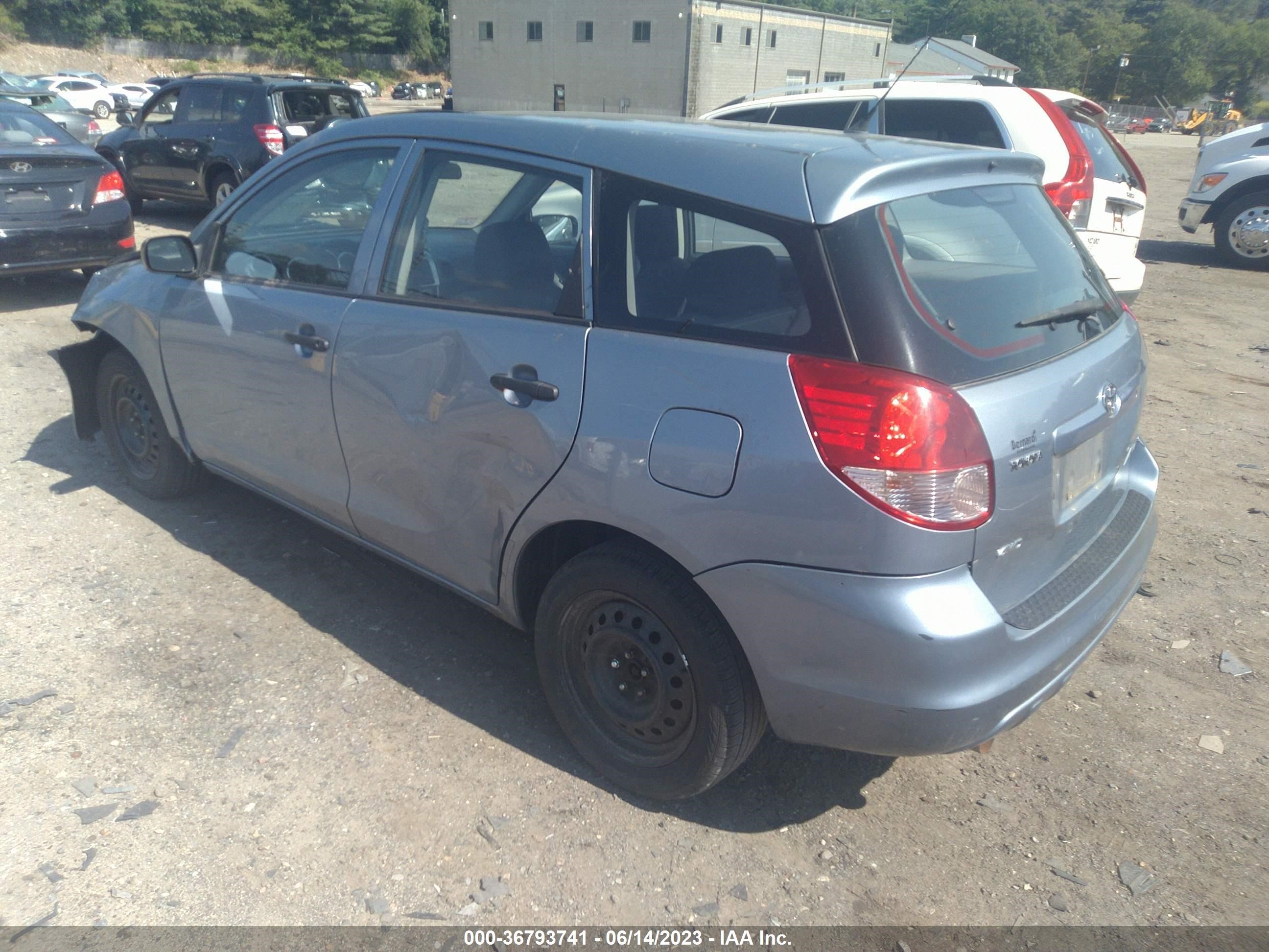 Photo 2 VIN: 2T1LR32EX3C108858 - TOYOTA MATRIX 