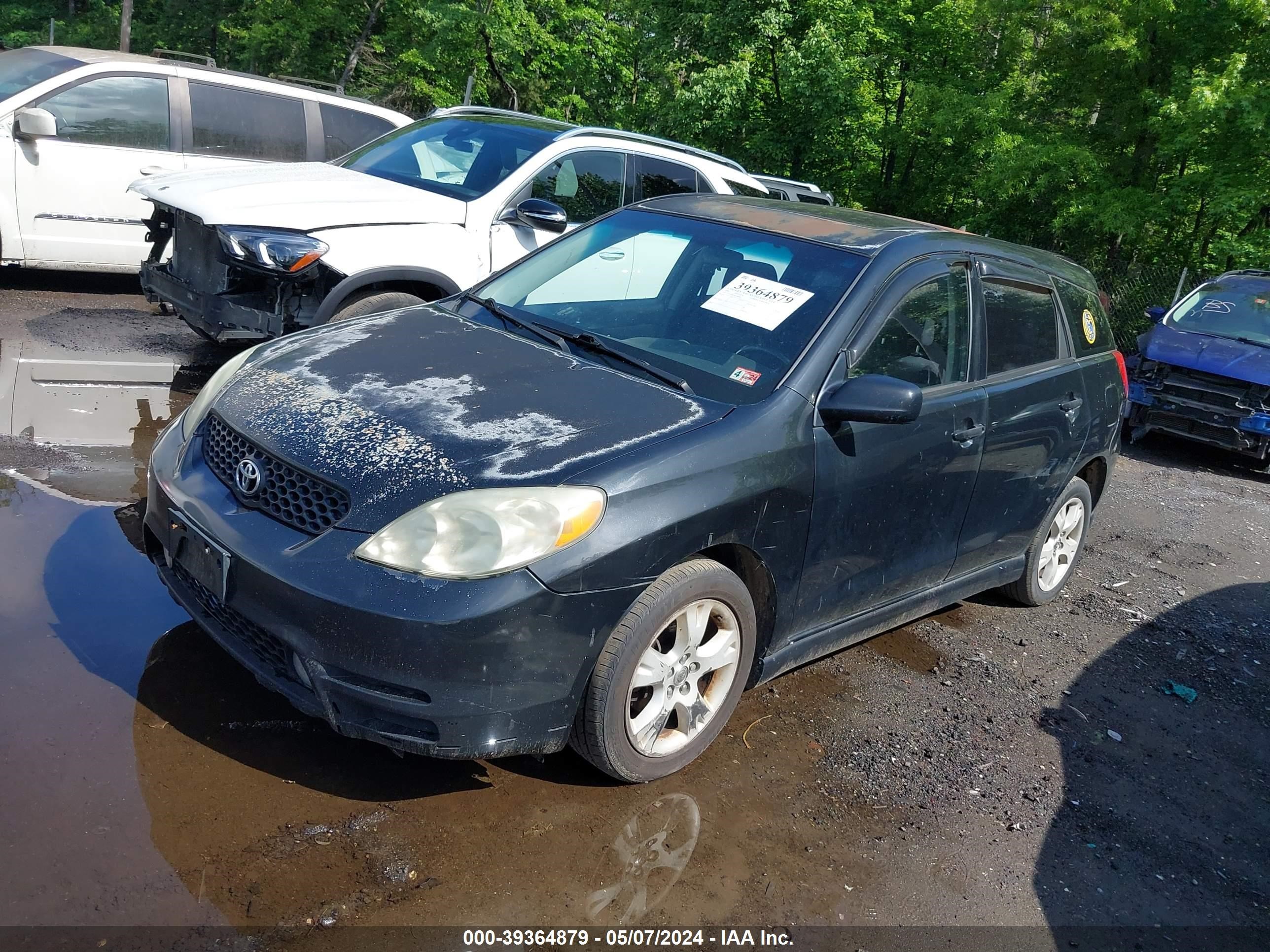 Photo 1 VIN: 2T1LR38EX4C185805 - TOYOTA MATRIX 