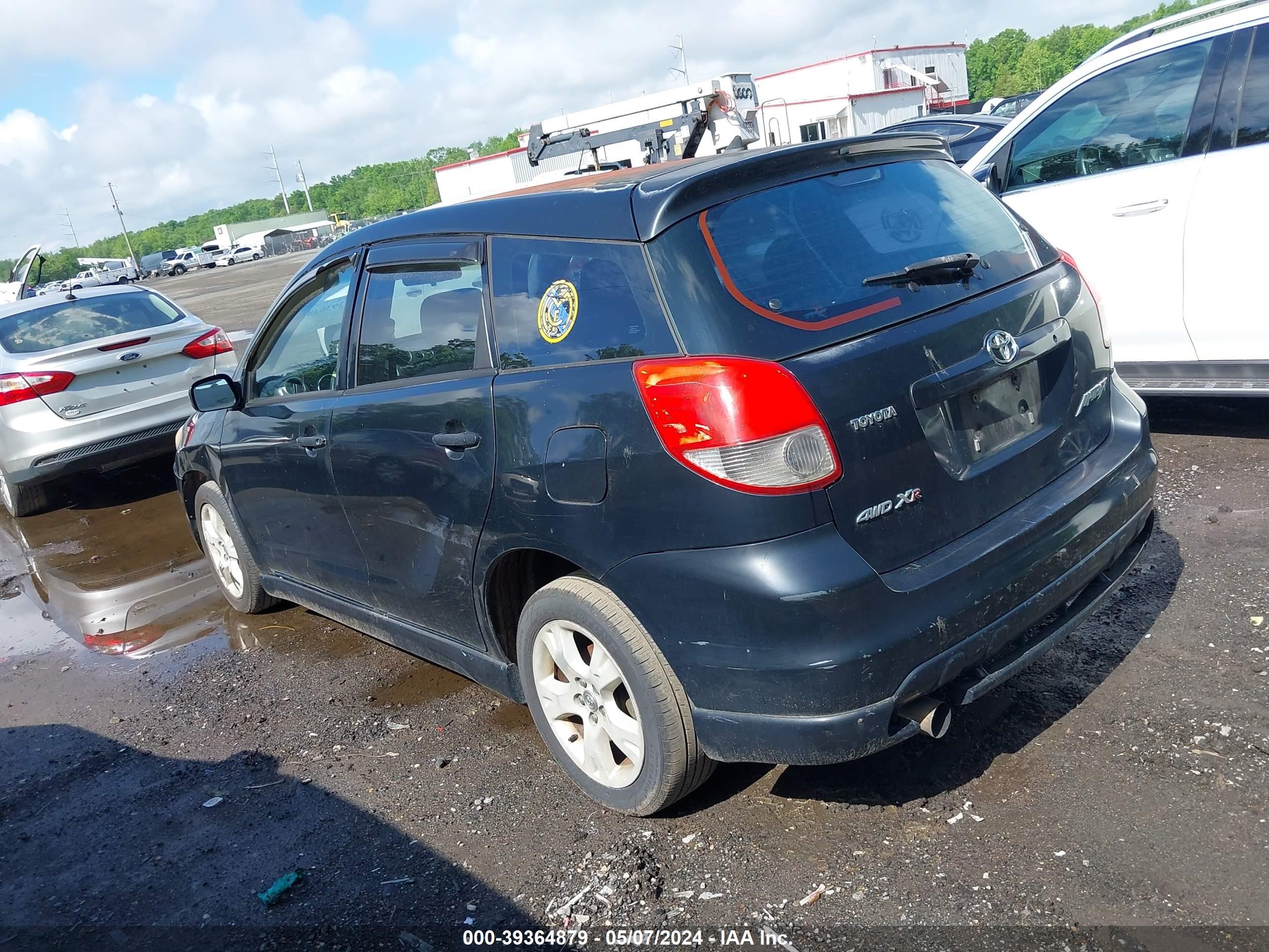 Photo 2 VIN: 2T1LR38EX4C185805 - TOYOTA MATRIX 