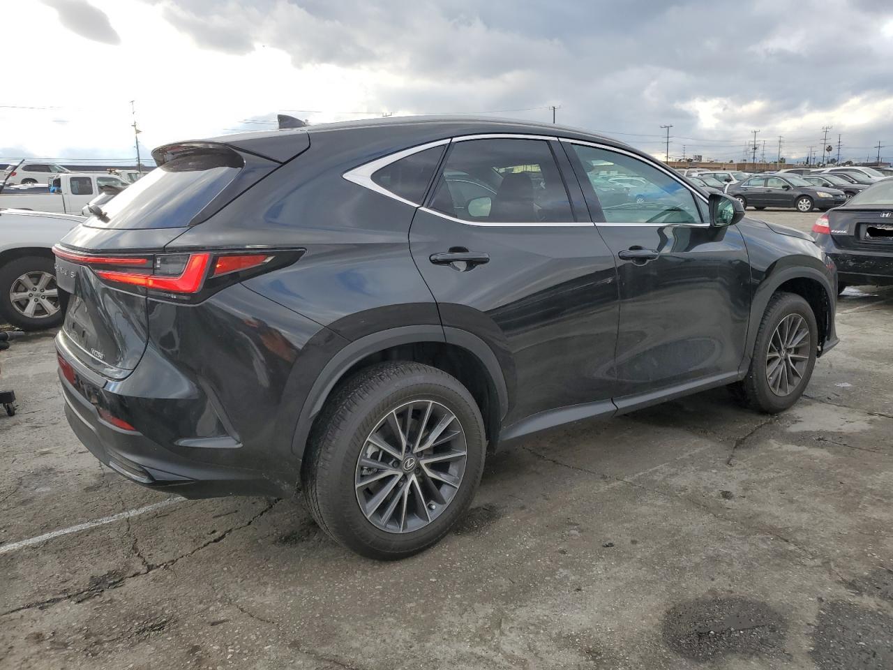 Photo 2 VIN: 2T2ADCAZ8RC012886 - LEXUS NX 