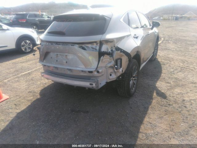 Photo 3 VIN: 2T2AGCEZ5NC002893 - LEXUS NX 