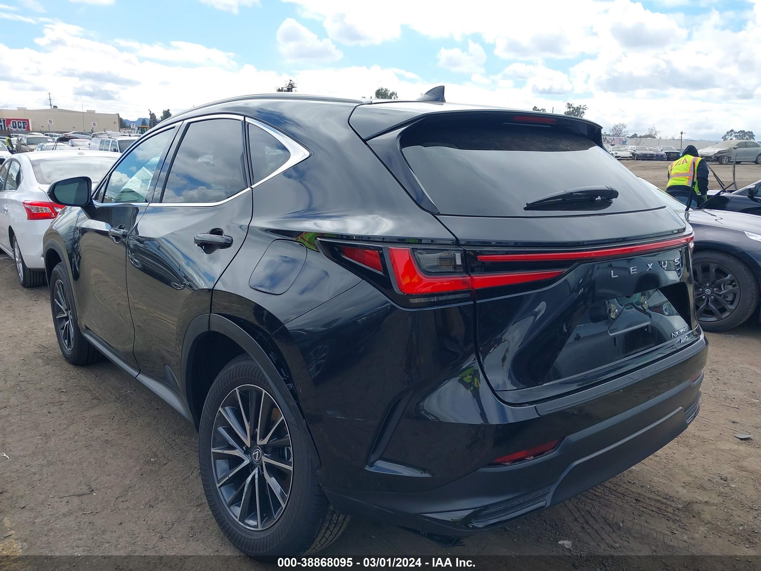 Photo 2 VIN: 2T2AGCEZ6RC046469 - LEXUS NX 