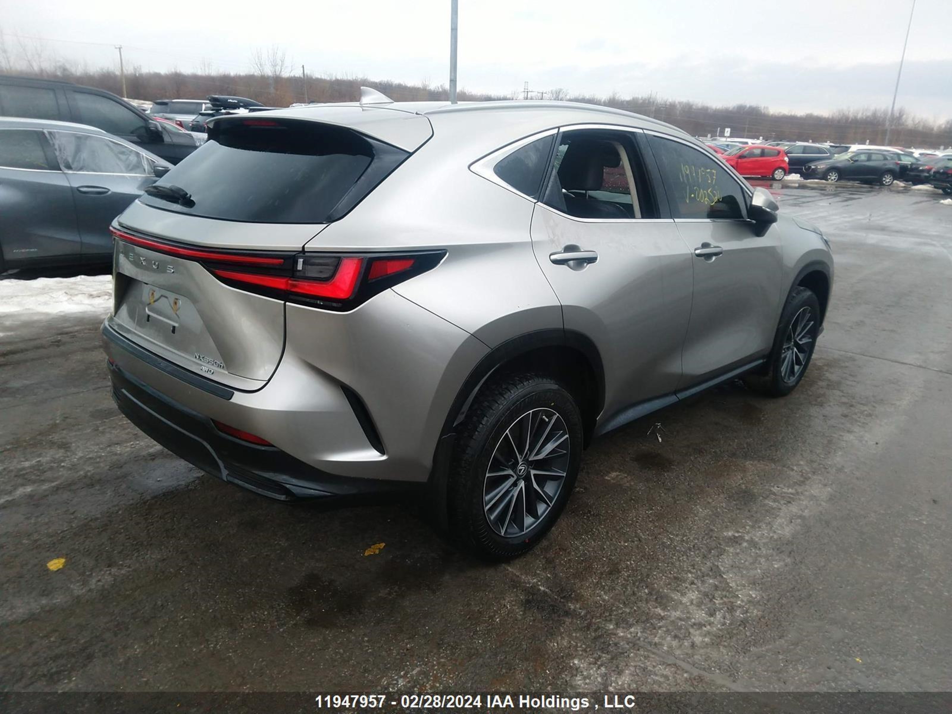 Photo 3 VIN: 2T2AKCEZ1NC002520 - LEXUS NX 