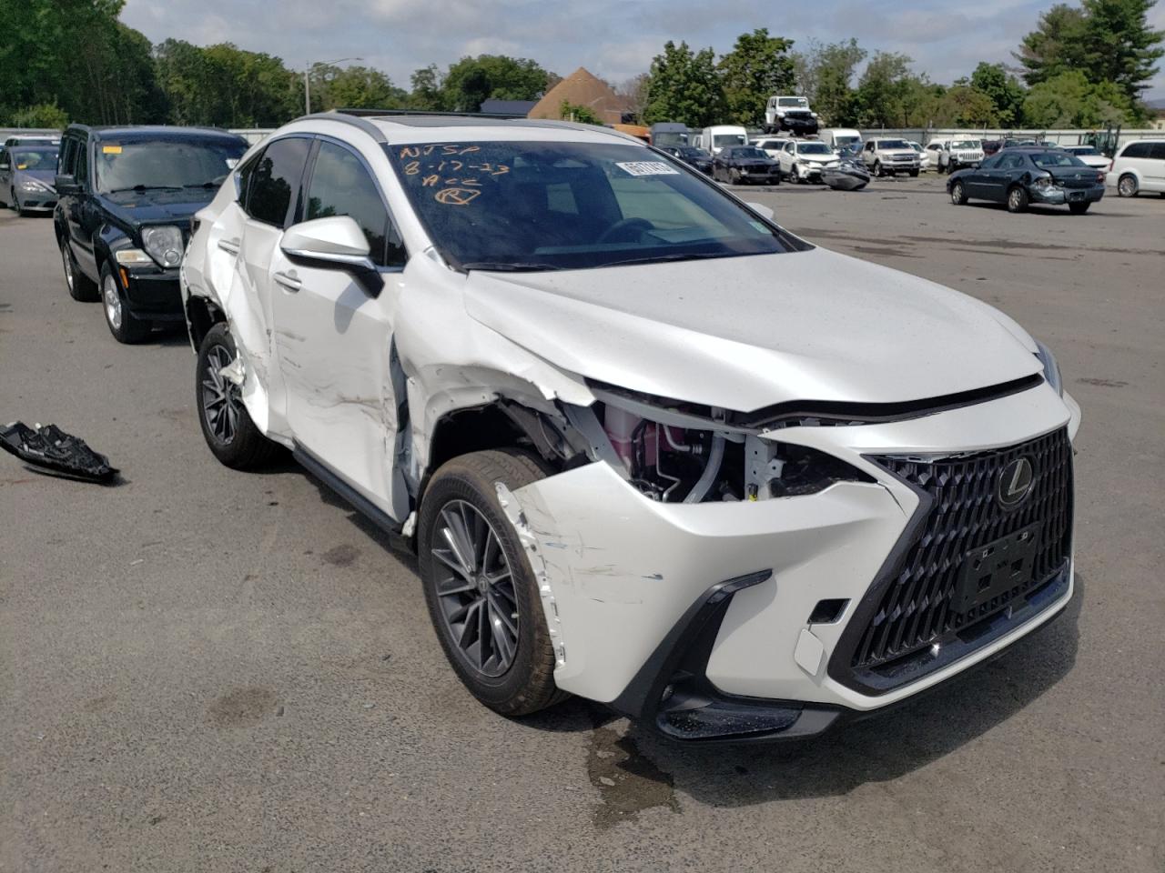 Photo 3 VIN: 2T2AKCEZ4NC006397 - LEXUS NX 