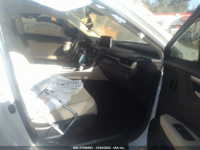 Photo 4 VIN: 2T2AZMAA8NC238096 - LEXUS RX350 