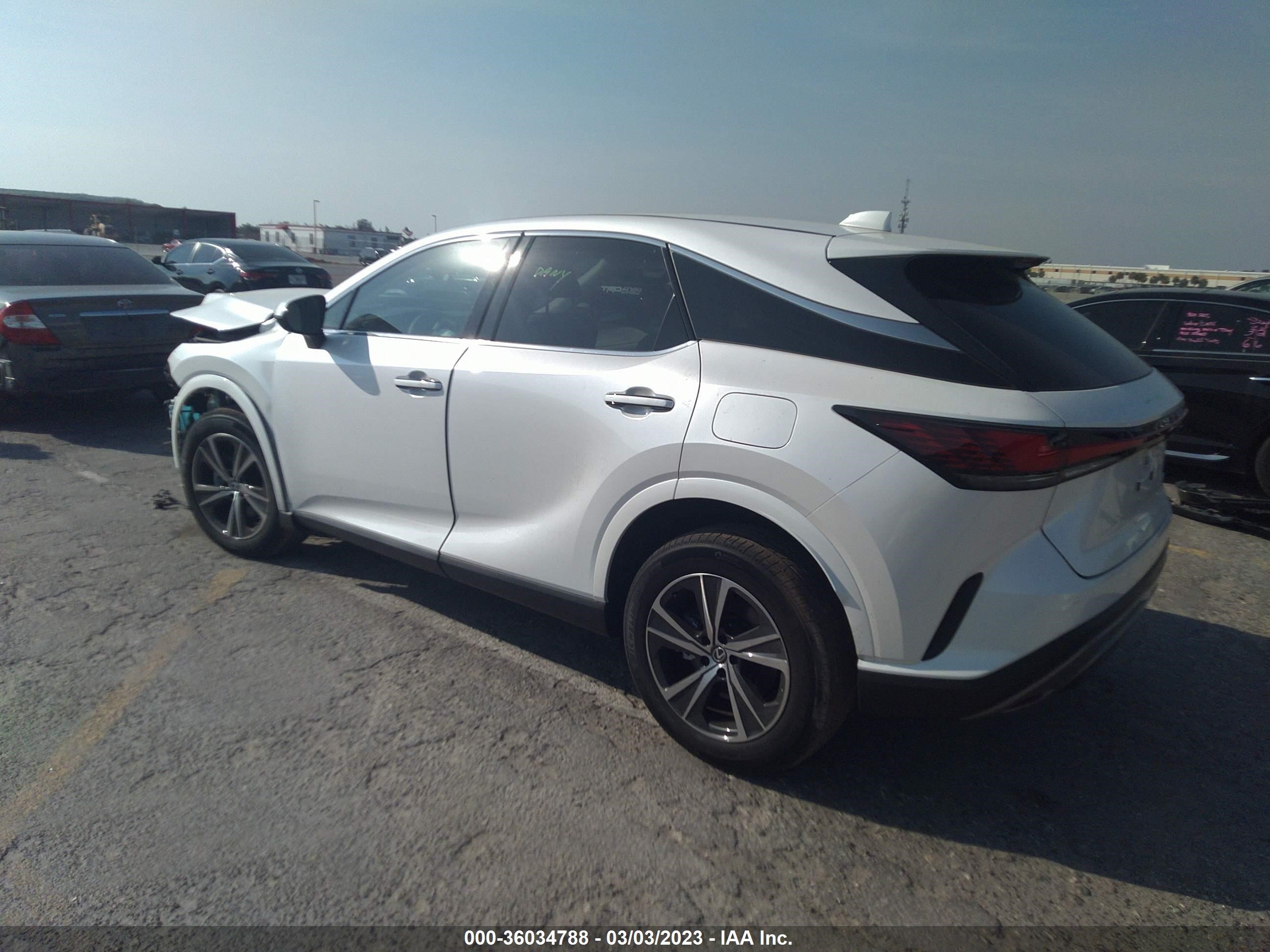 Photo 2 VIN: 2T2BAMBA5PC002518 - LEXUS RX 