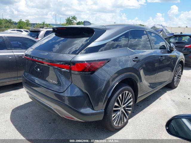 Photo 3 VIN: 2T2BAMBA9RC033760 - LEXUS RX 