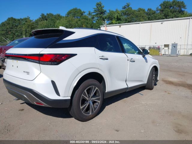 Photo 3 VIN: 2T2BAMCAXRC056138 - LEXUS RX 