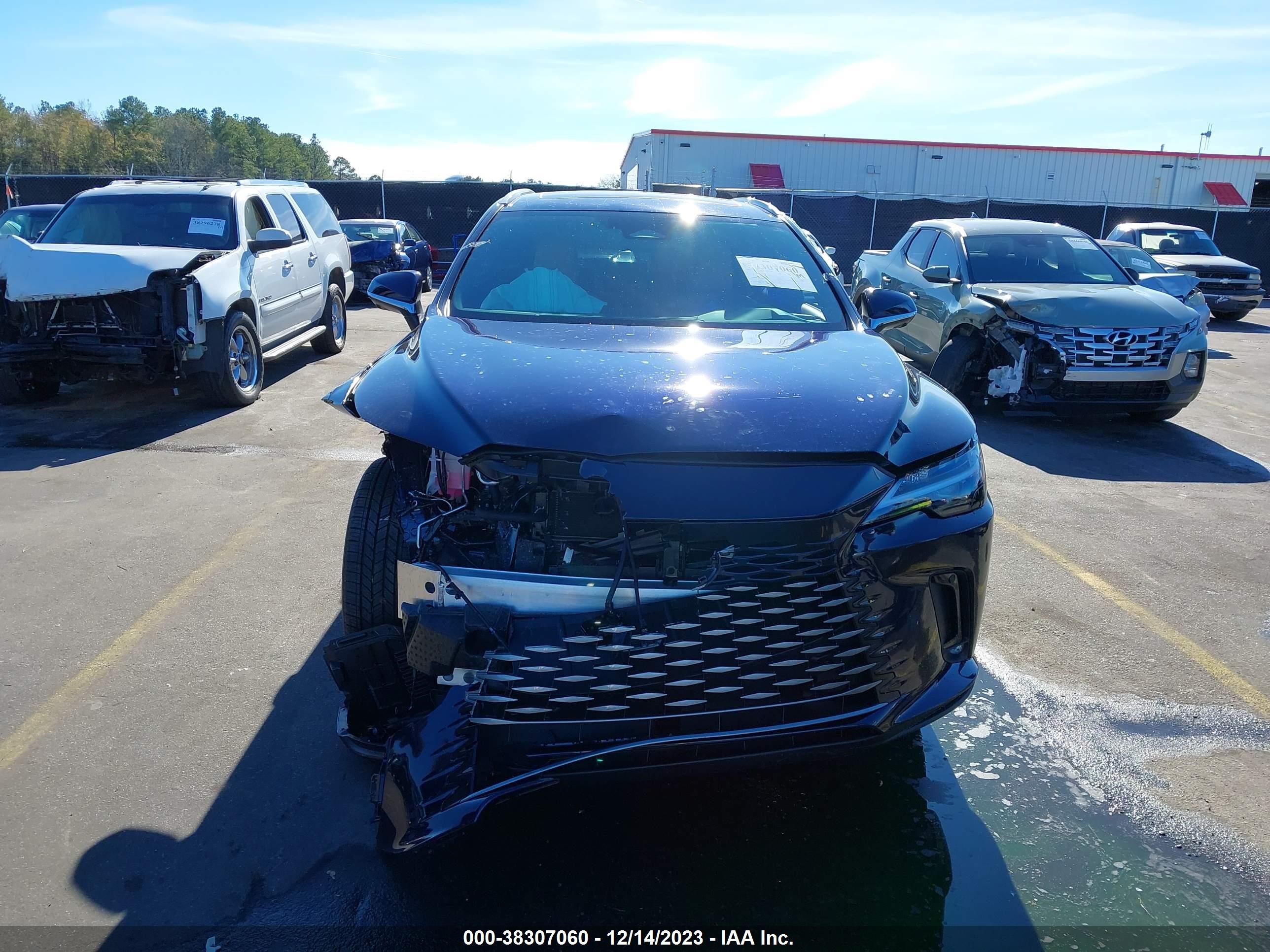 Photo 11 VIN: 2T2BBMCA0RC027003 - LEXUS RX 