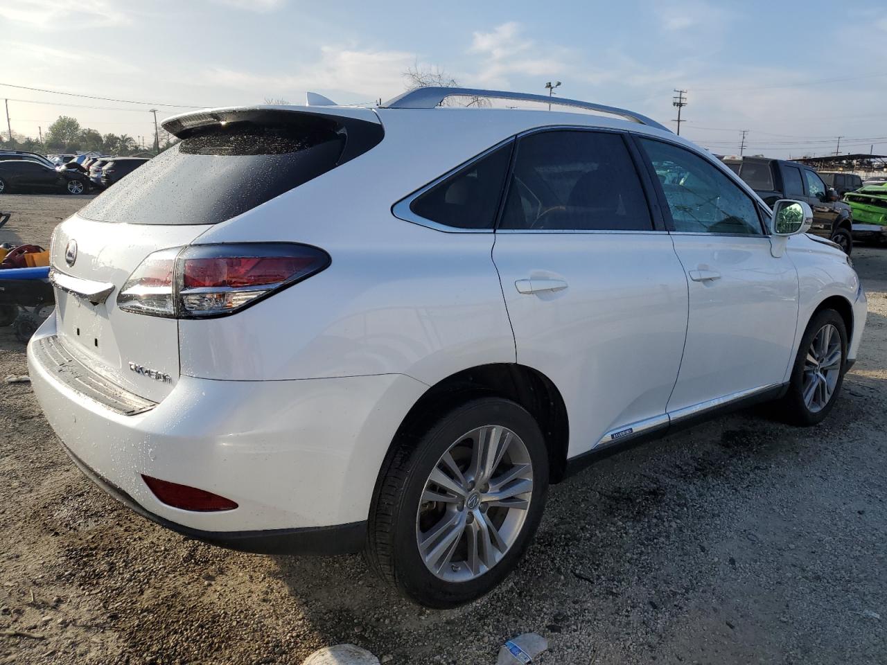 Photo 2 VIN: 2T2BC1BA0FC001722 - LEXUS RX 