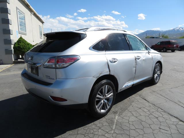 Photo 3 VIN: 2T2BC1BA0FC004085 - LEXUS RX 450H 