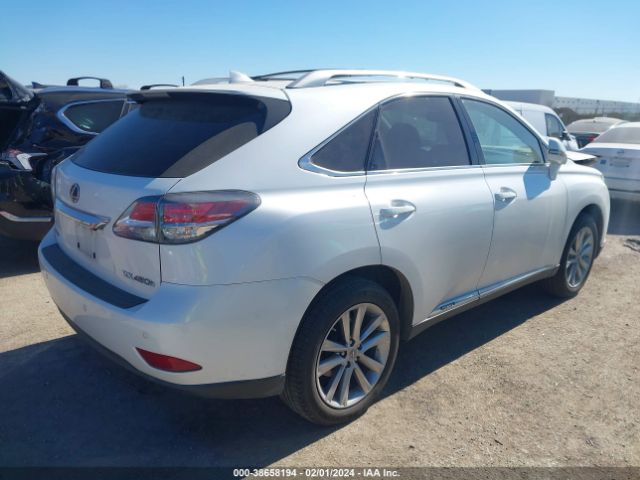 Photo 3 VIN: 2T2BC1BA2FC007621 - LEXUS RX 450H 