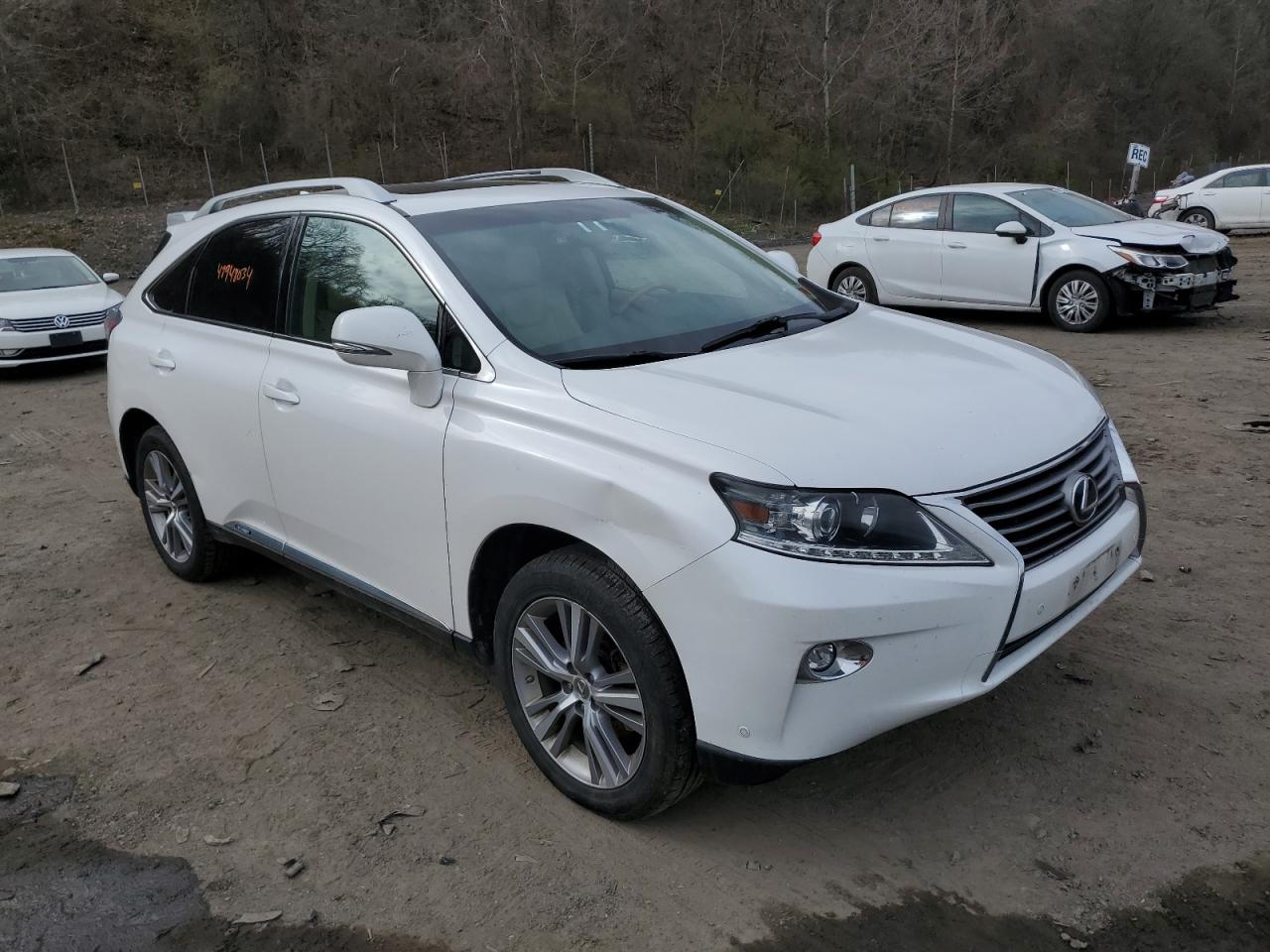 Photo 3 VIN: 2T2BC1BA6FC001921 - LEXUS RX 