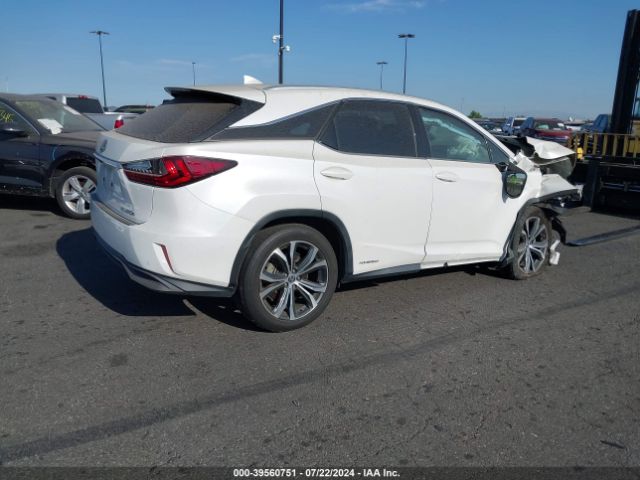 Photo 3 VIN: 2T2BGMCA1JC023452 - LEXUS RX 