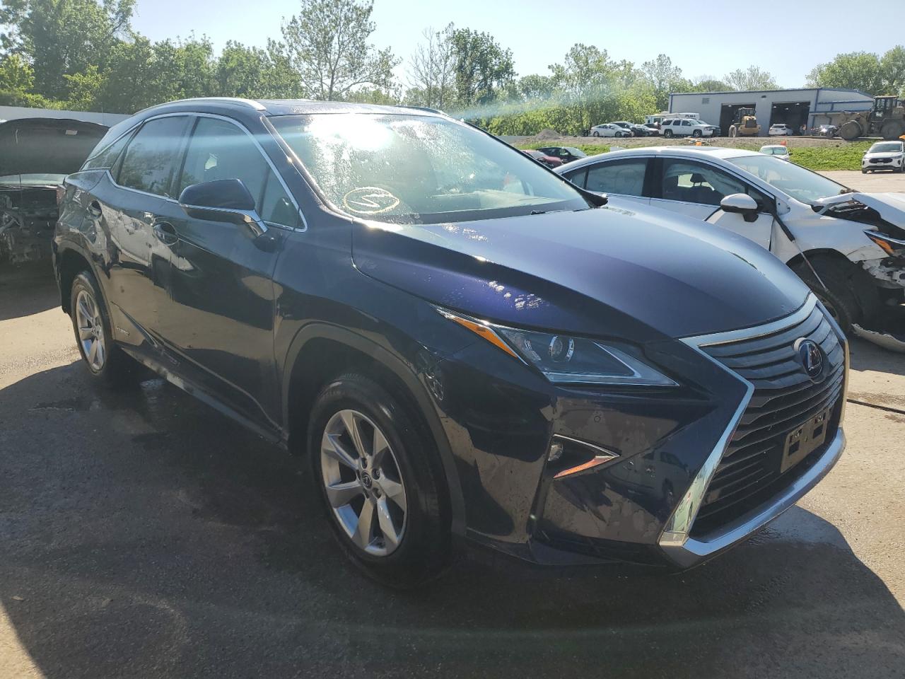 Photo 3 VIN: 2T2BGMCA6JC029375 - LEXUS RX 