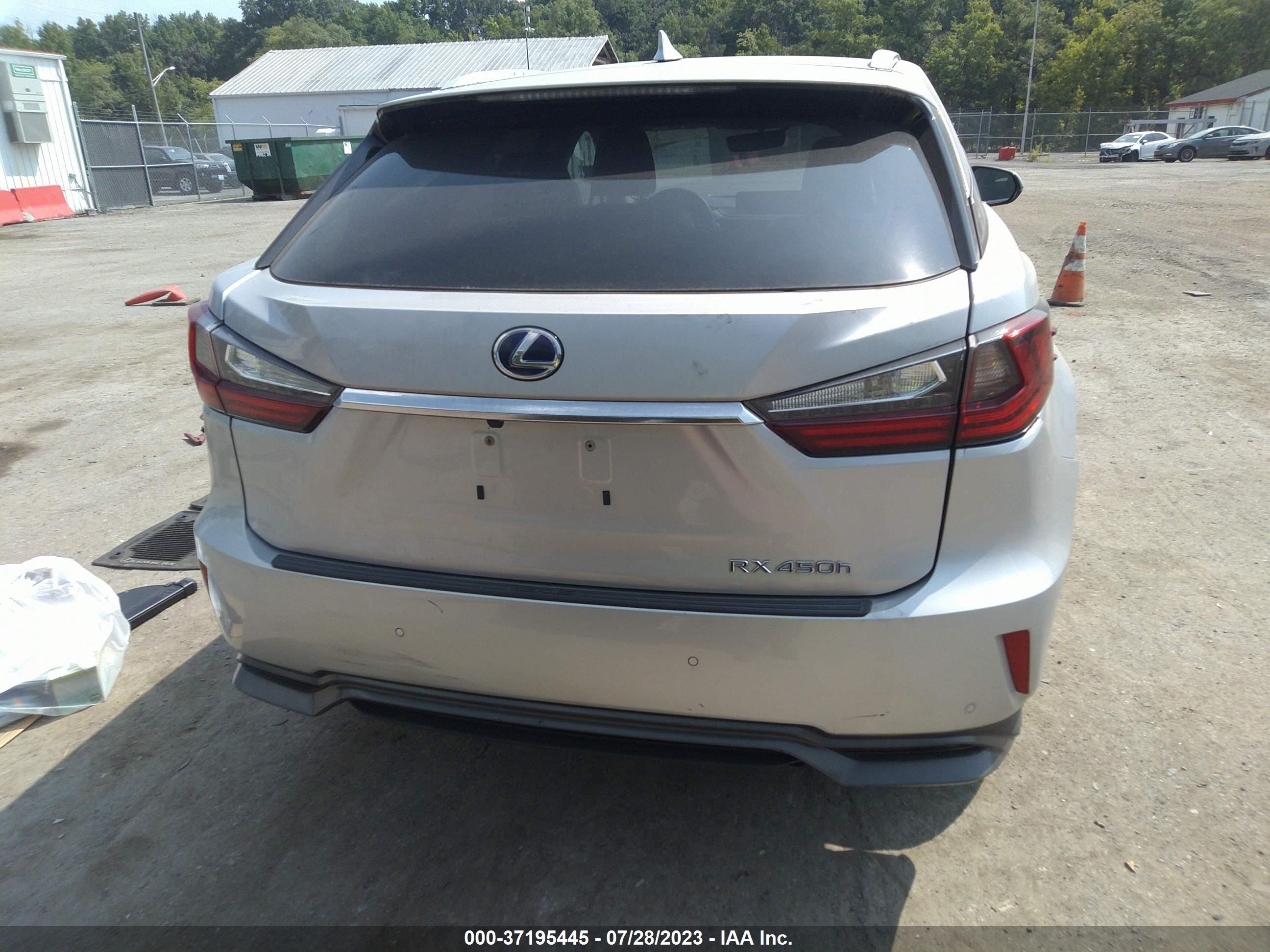 Photo 14 VIN: 2T2BGMCAXGC002656 - LEXUS RX 