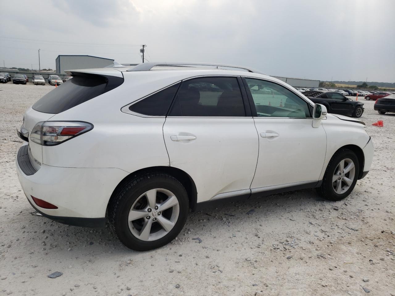 Photo 2 VIN: 2T2BK1BA0CC145446 - LEXUS RX 