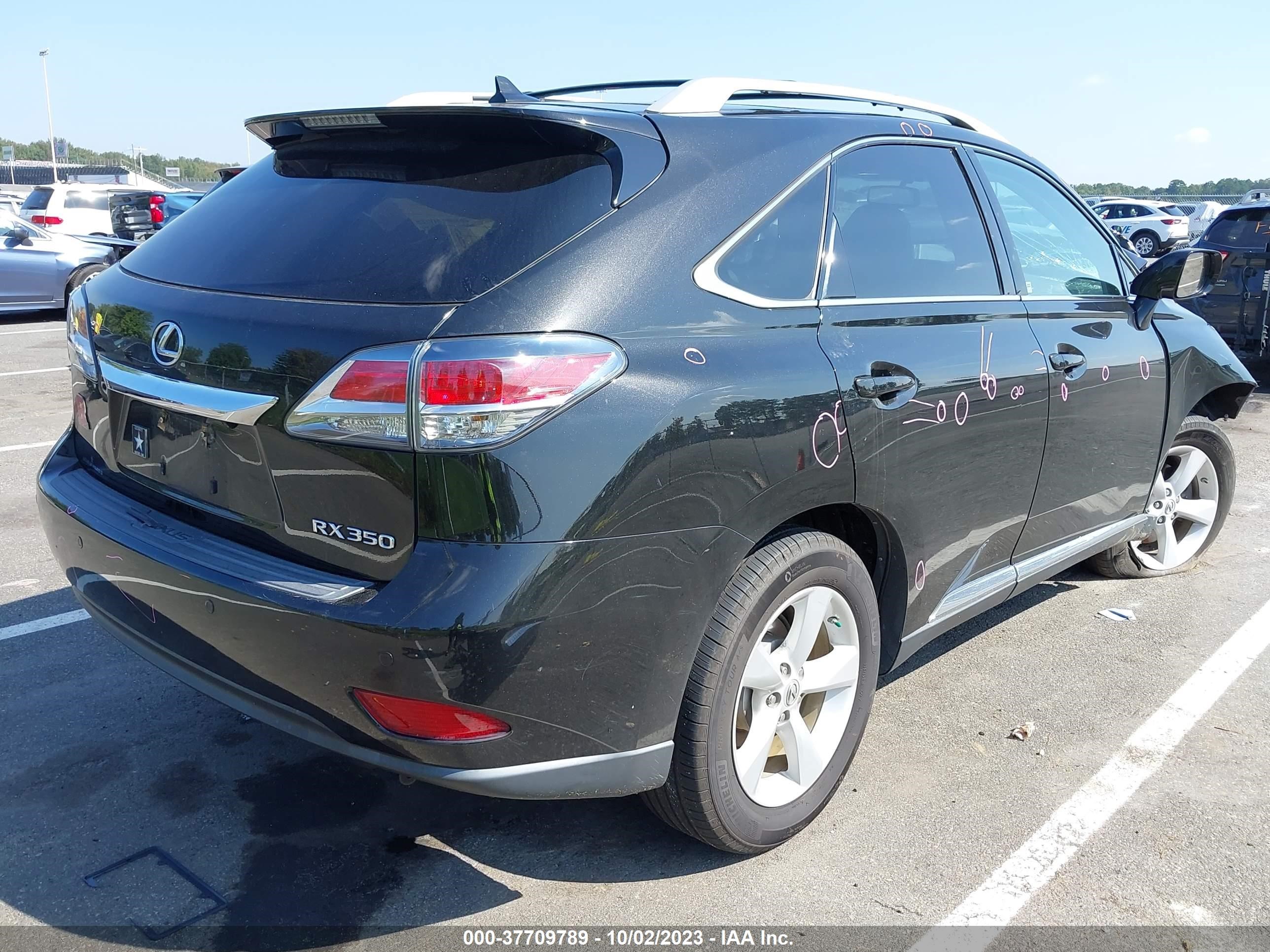 Photo 3 VIN: 2T2BK1BA0DC186872 - LEXUS RX 