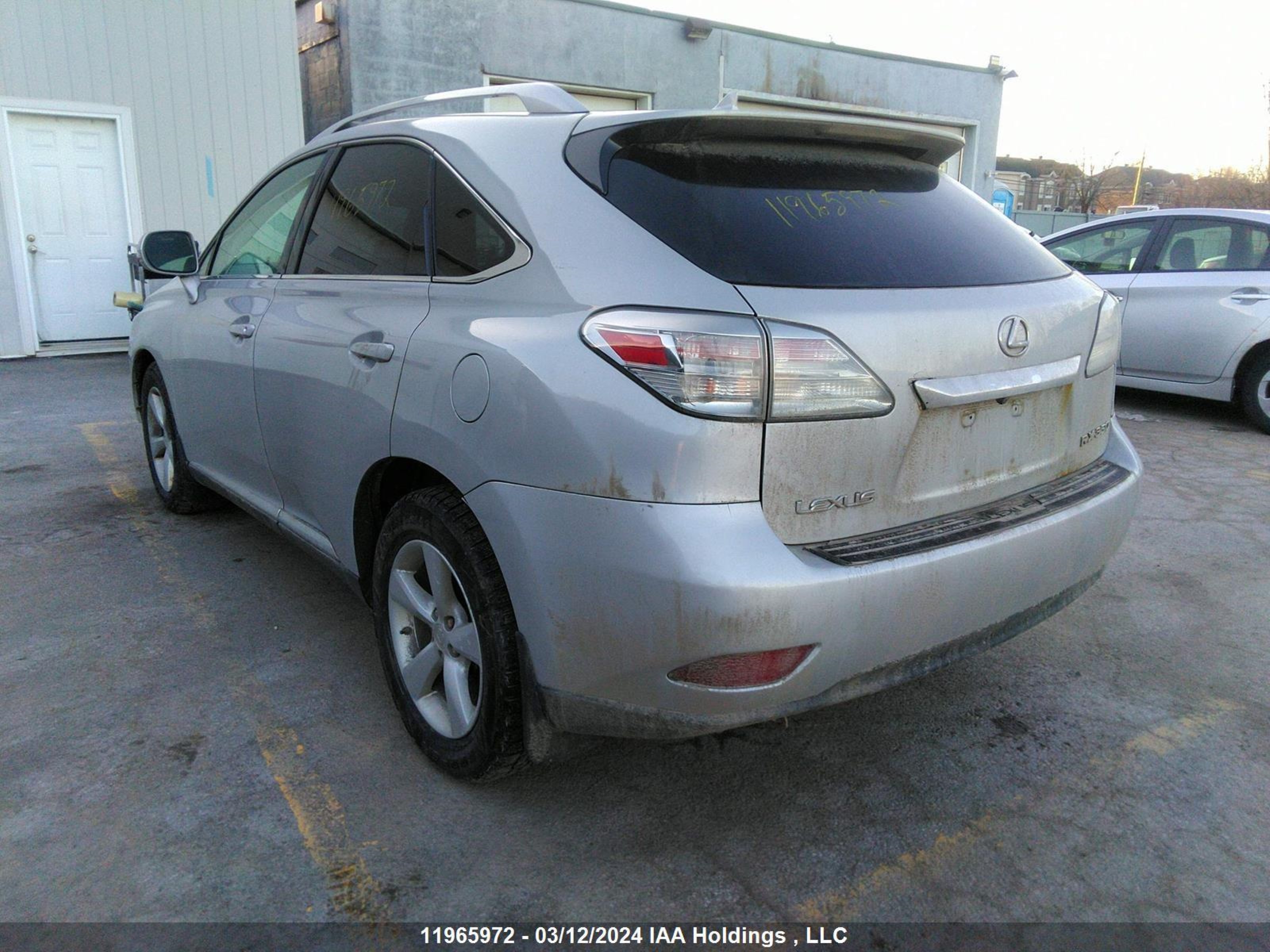 Photo 2 VIN: 2T2BK1BA1AC001871 - LEXUS RX 