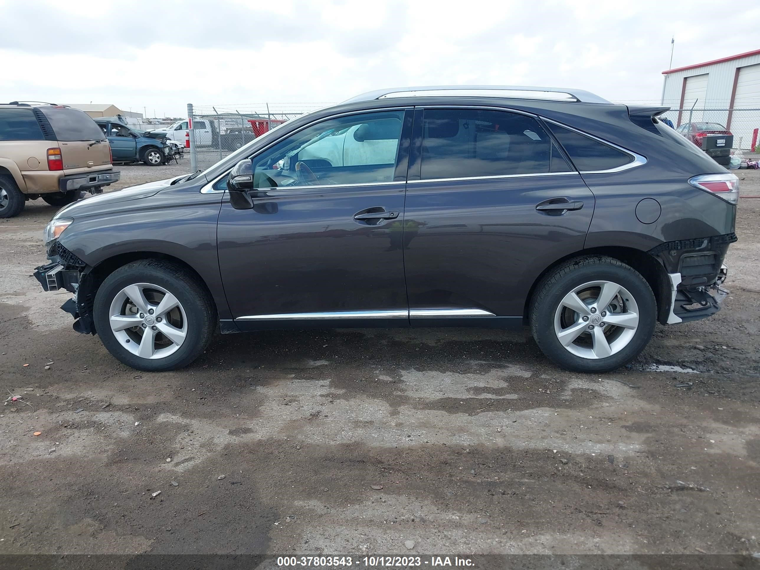 Photo 14 VIN: 2T2BK1BA1AC054635 - LEXUS RX 