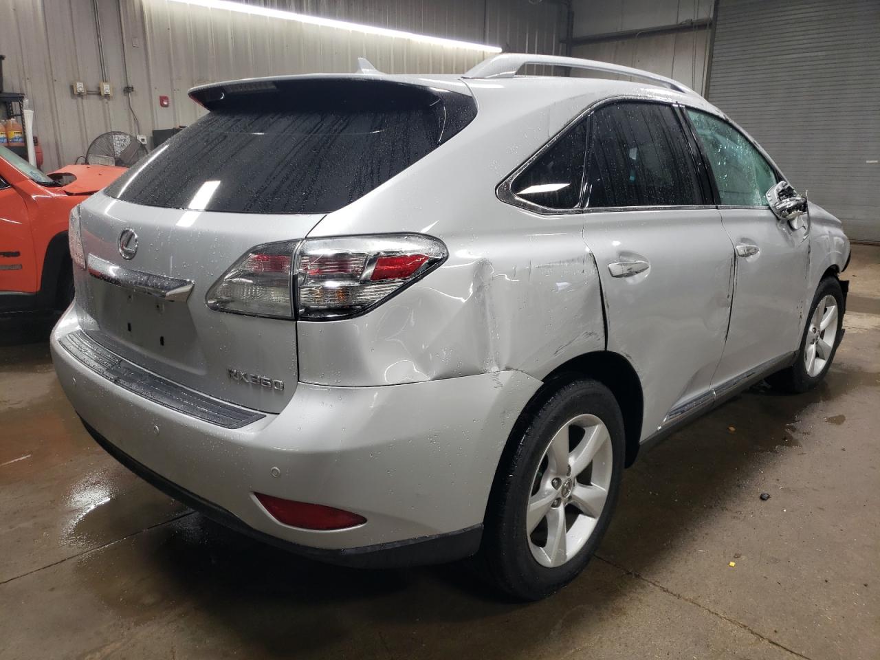 Photo 2 VIN: 2T2BK1BA1BC094893 - LEXUS RX 