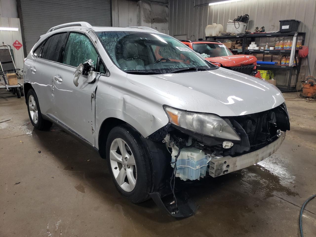 Photo 3 VIN: 2T2BK1BA1BC094893 - LEXUS RX 