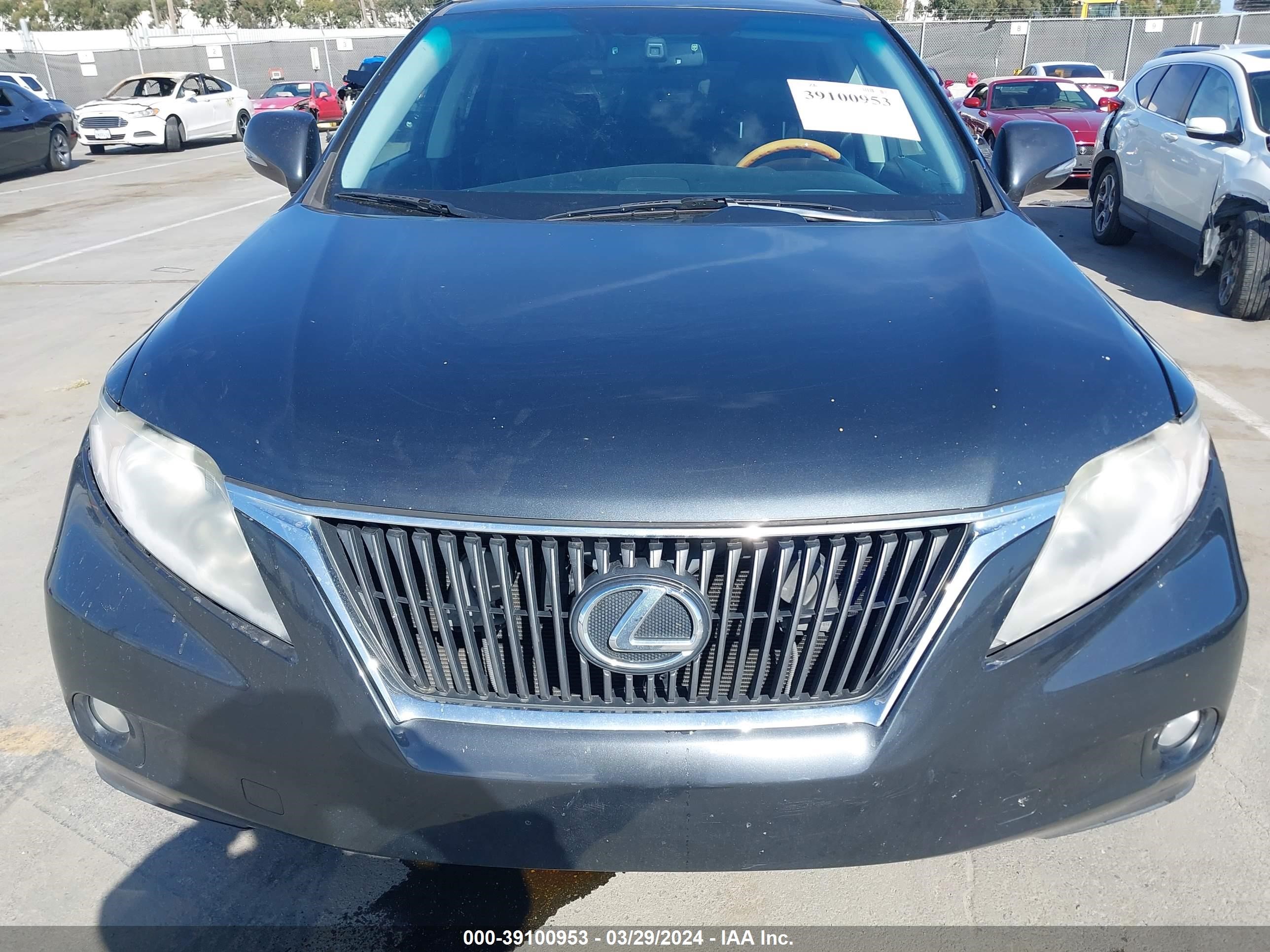 Photo 5 VIN: 2T2BK1BA2AC017948 - LEXUS RX 