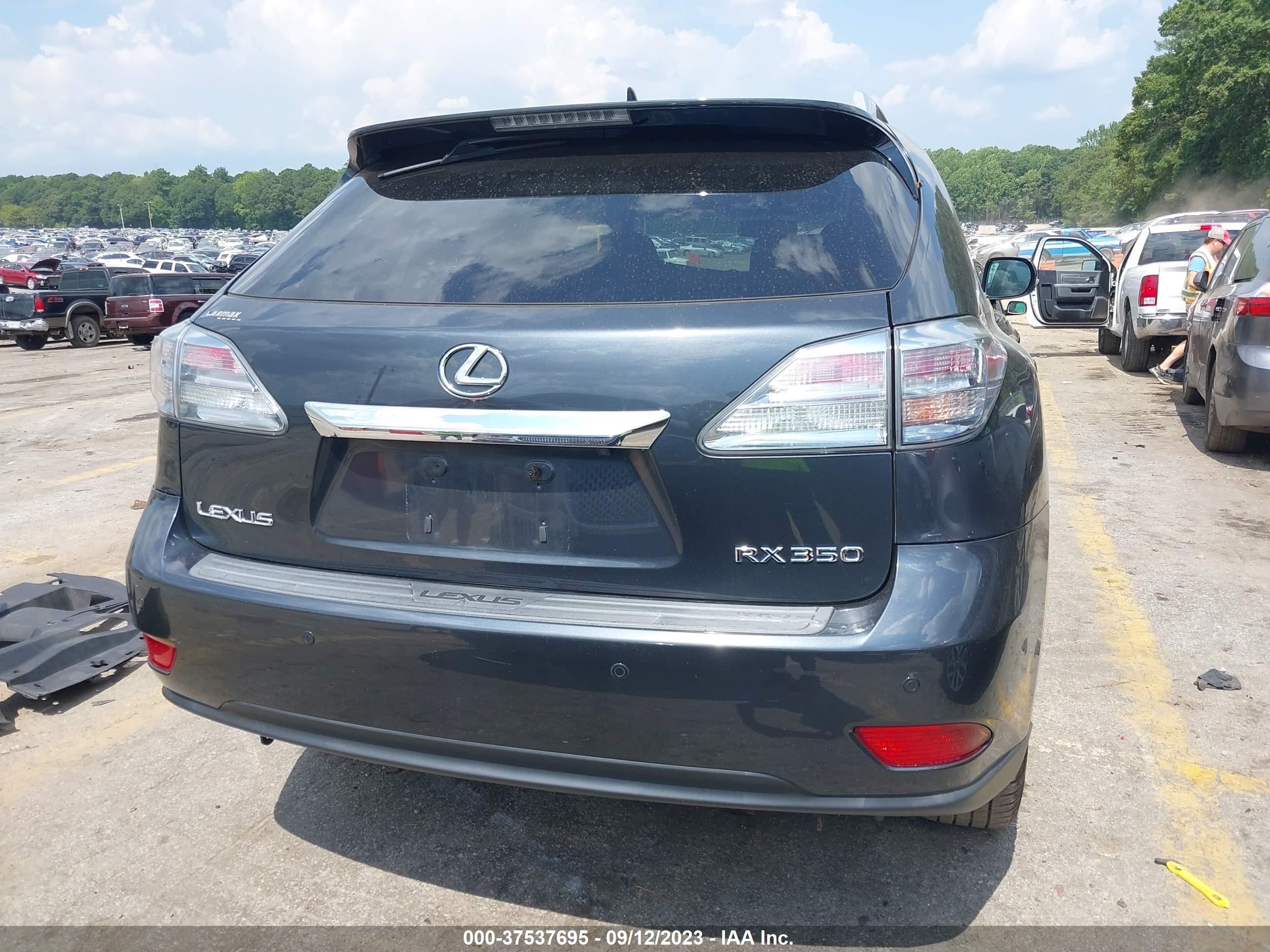 Photo 15 VIN: 2T2BK1BA2AC025094 - LEXUS RX 