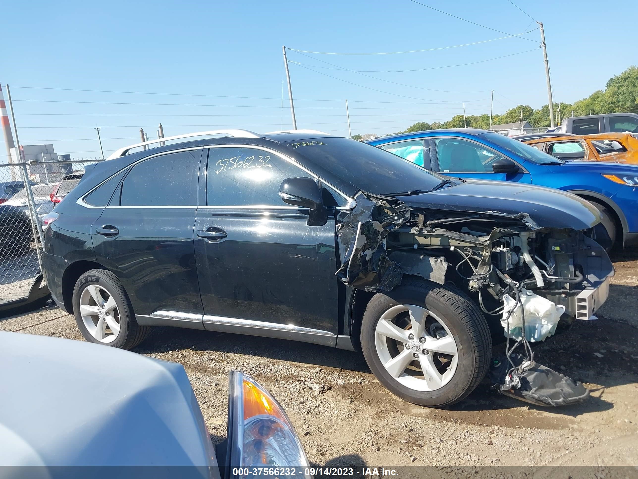 Photo 13 VIN: 2T2BK1BA2AC032918 - LEXUS RX 